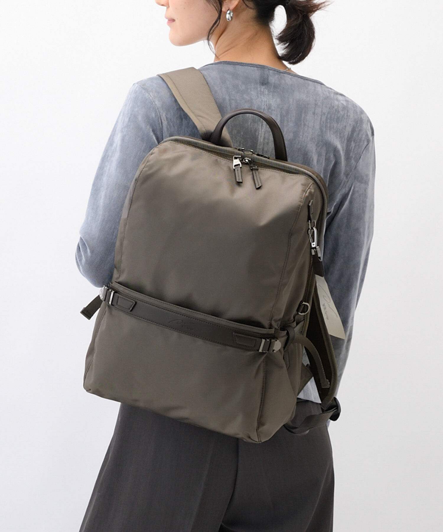 W&.Day/Night「リュックサック ビジネス W&.Day/Night リッカ2 スクエアリュック B4サイズ 15.6インチPC収納 19153」|リュック|アッシュブラウン