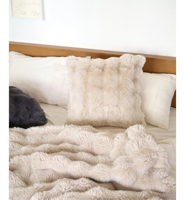 journal standard Furniture「《予約》FUR CUSHION　フェイクファー クッションカバー 45cm」|クッション・クッションカバー|ナチュラル