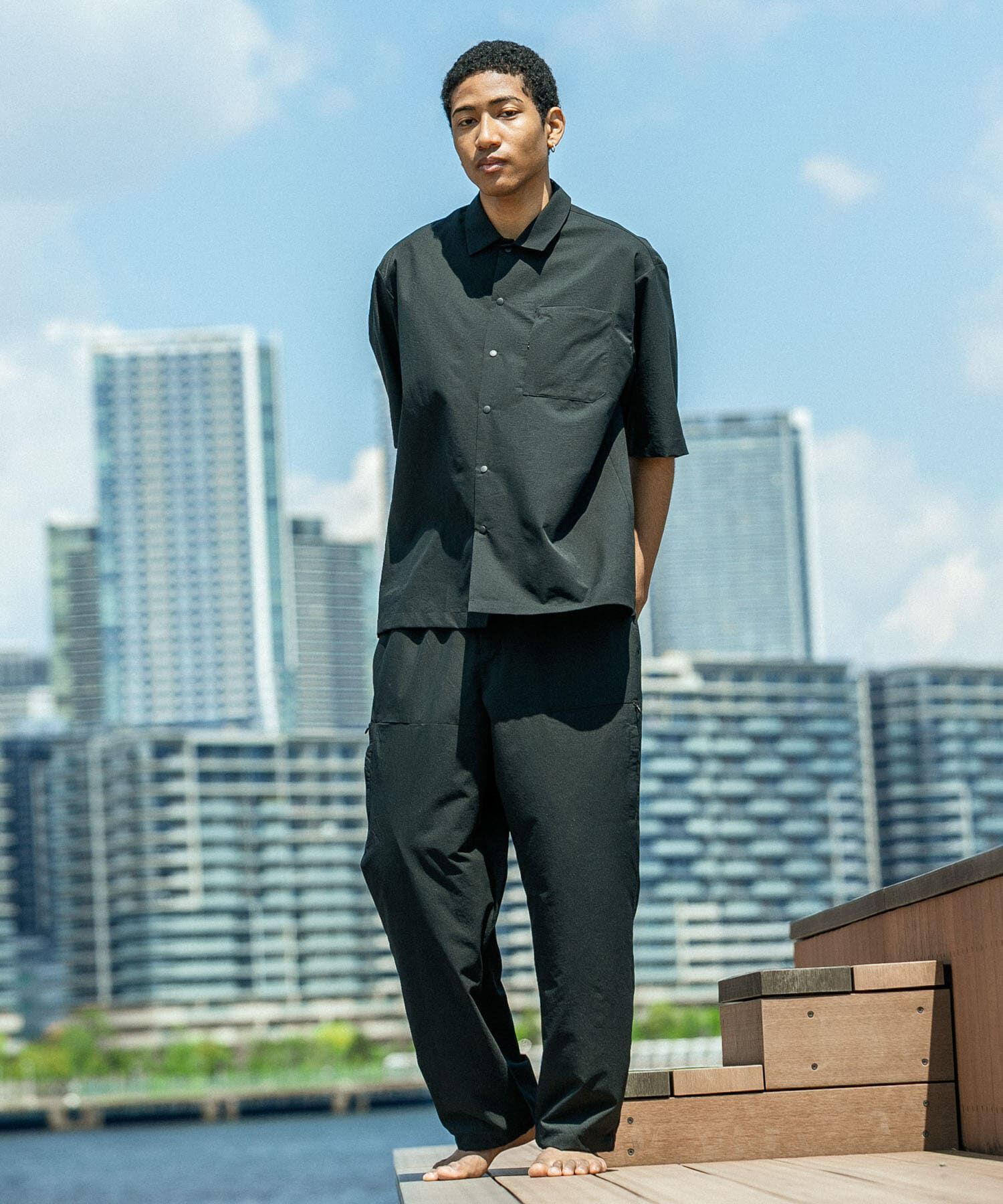 URBAN RESEARCH「『洗濯可/防シワ/撥水』COOL DOTS SHORT-SLEEVE SHIRTS」|シャツ・ブラウス|