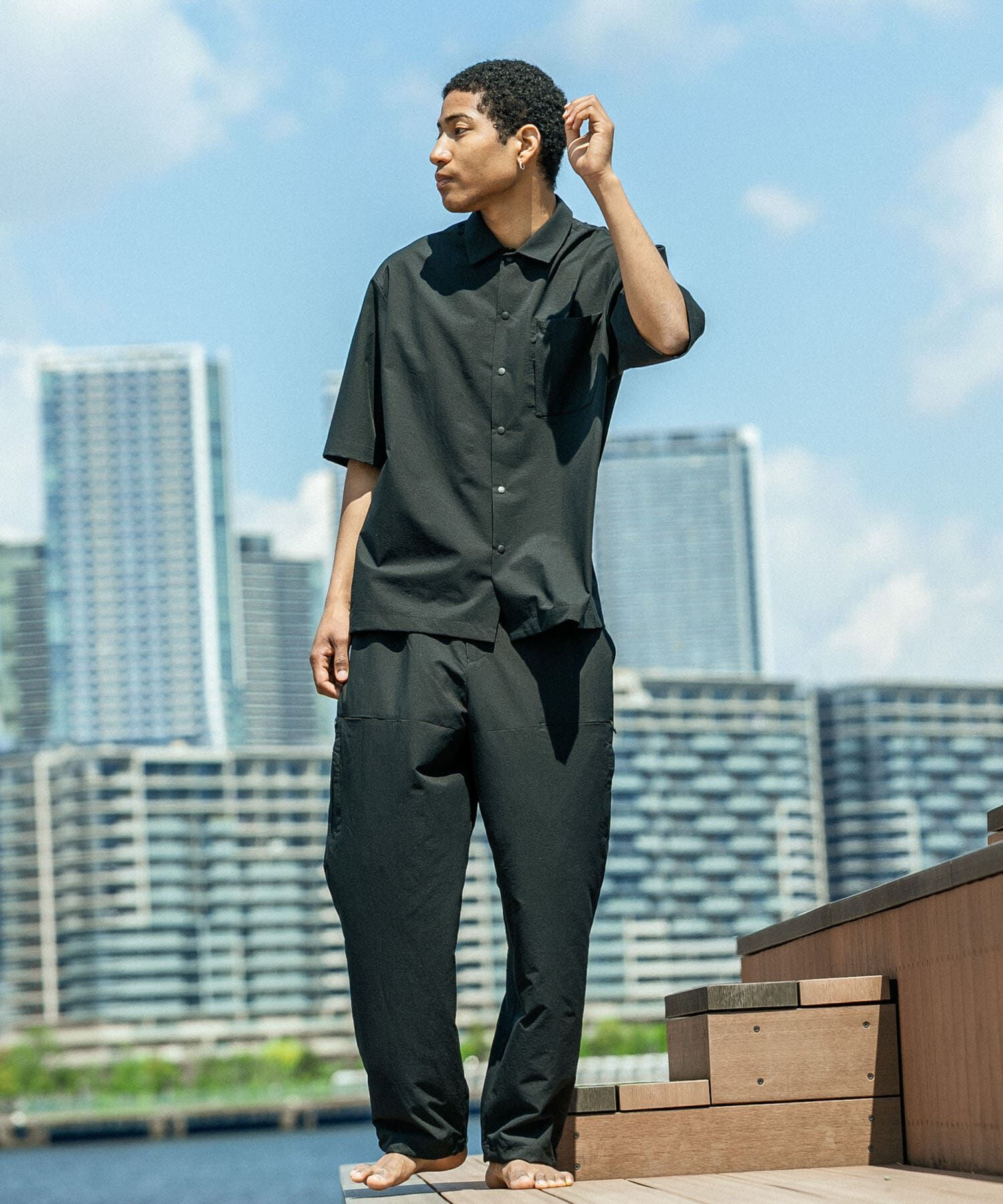 URBAN RESEARCH「『洗濯可/防シワ/撥水』COOL DOTS SHORT-SLEEVE SHIRTS」|シャツ・ブラウス|