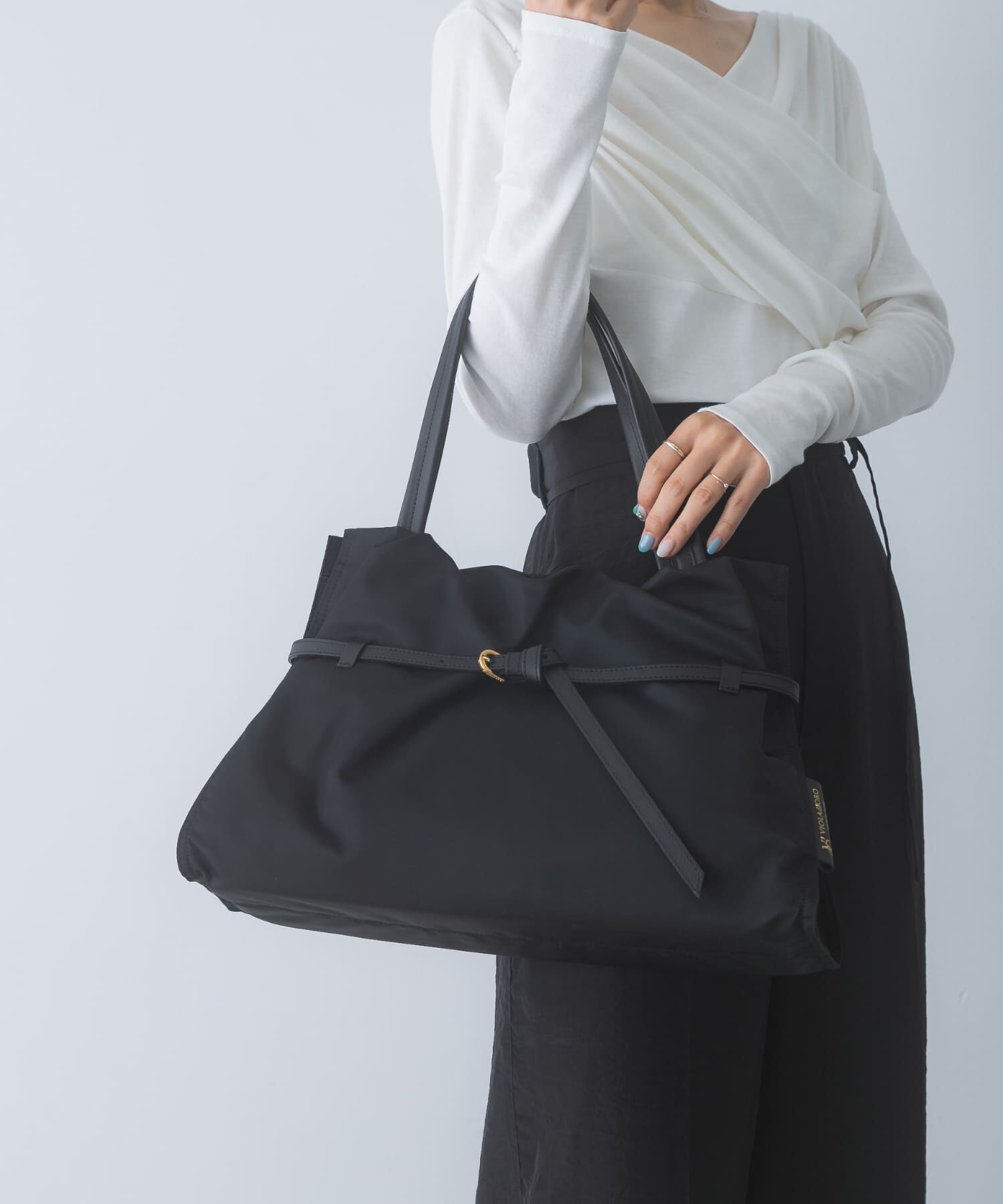 URBAN RESEARCH ROSSO「VIOLAd&rsquo;ORO　ナイロンドロストトートL」|トートバッグ|