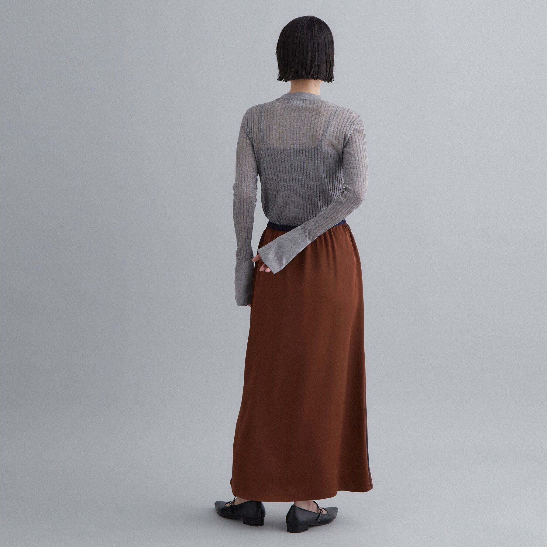 OPAQUE.CLIP「【es】配色サテン ロングナロースカート《洗濯機OK》」|スカート|