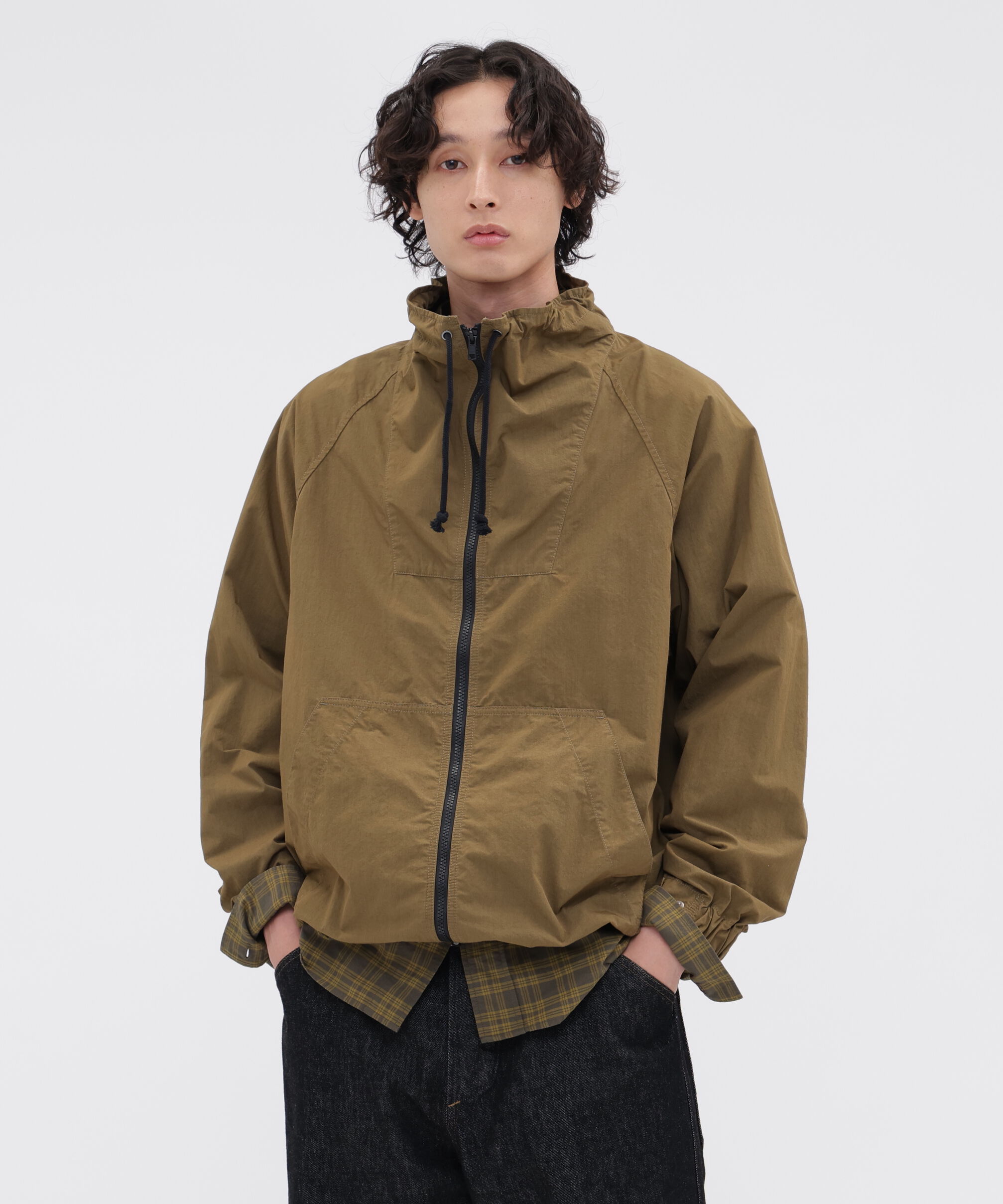 MHL.「COTTON NYLON PLAINWEAVE BLOUSON」|ブルゾン・スタジャン|KHAKI
