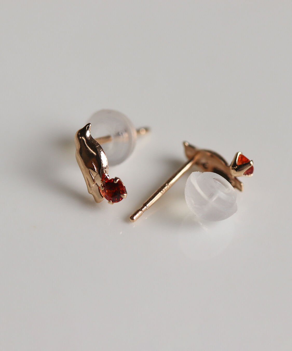  「カラーストーン リトルバード ピアス | K10YG」|ピアス|