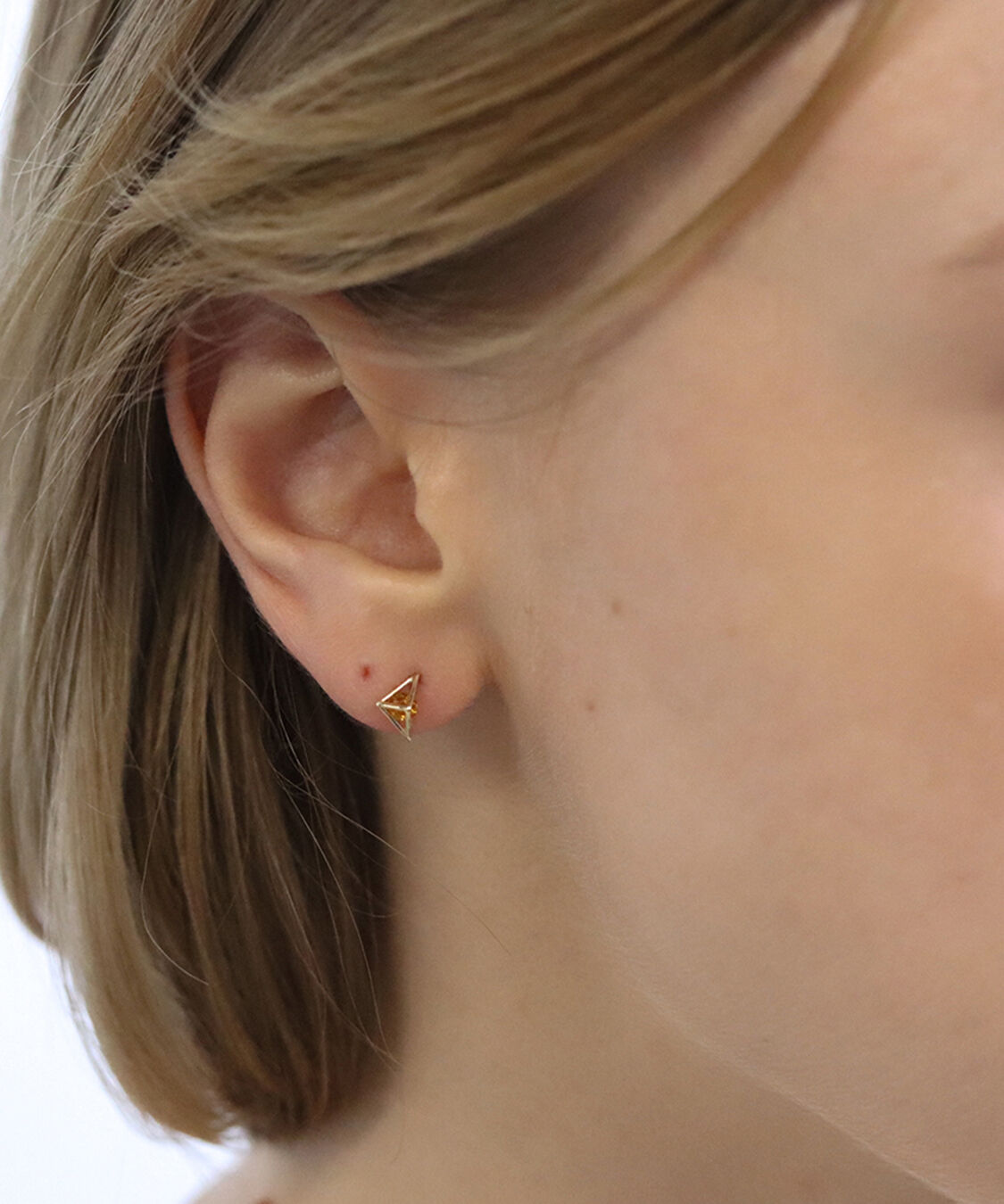  「カラーストーン ピアス | K10YG 〈2026 AUTUMN COLLECTION〉」|ピアス|