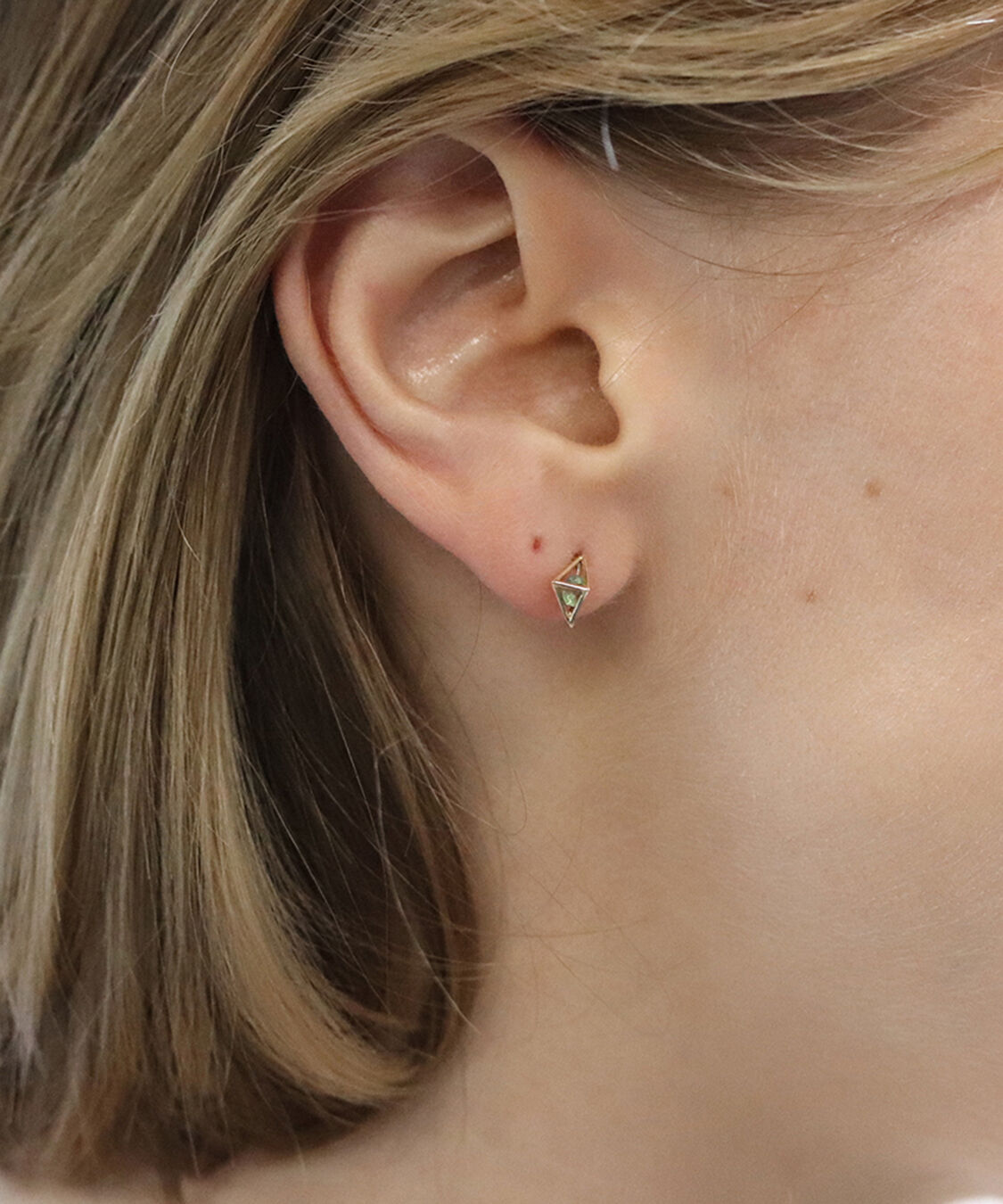 「カラーストーン ピアス | K10YG 〈2026 AUTUMN COLLECTION〉」|ピアス|