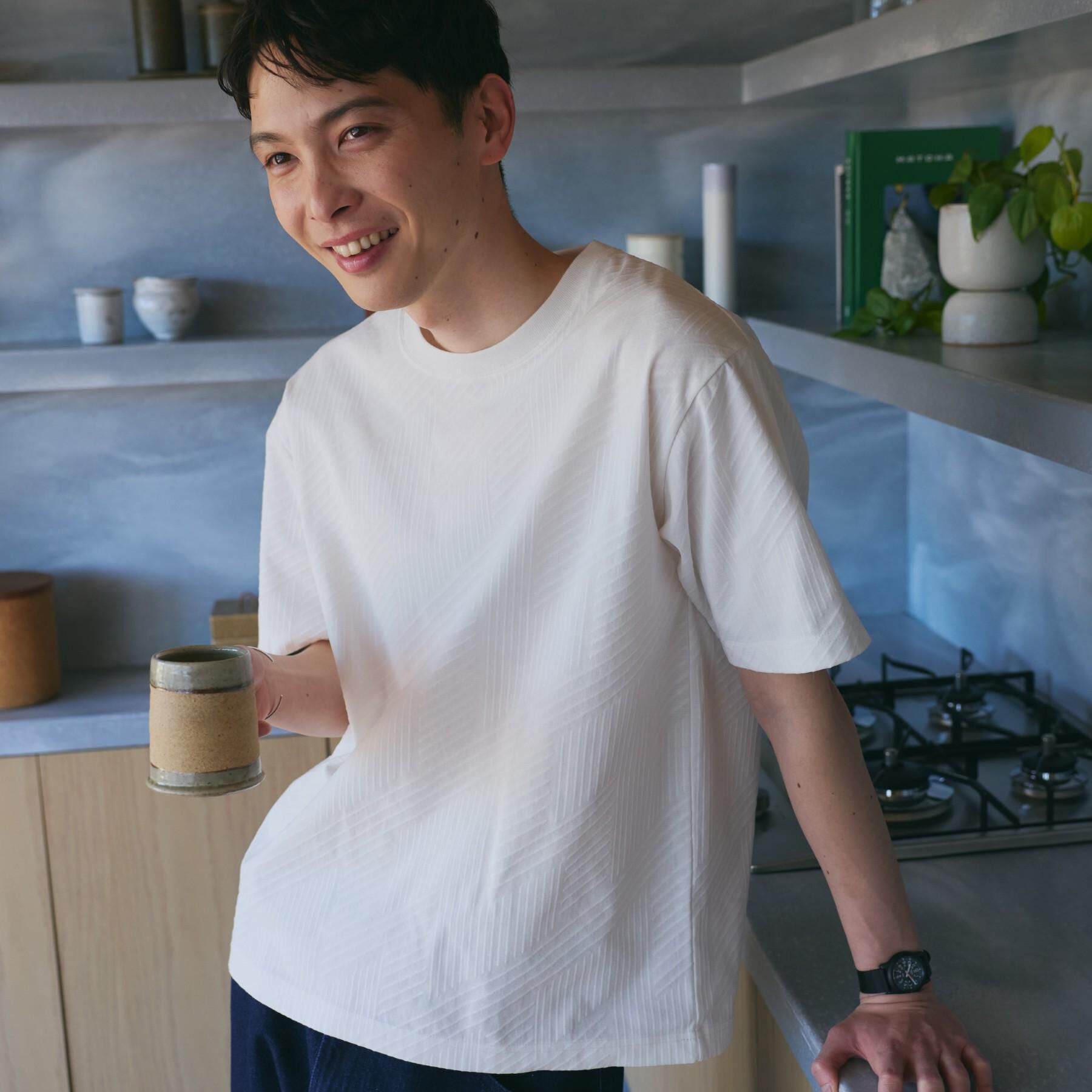 THE SHOP TK「【無地だと少し物足りないという方へ】ジオメトリック柄 半袖Tシャツ 洗濯機OK」|Tシャツ・カットソー|オフホワイト(003