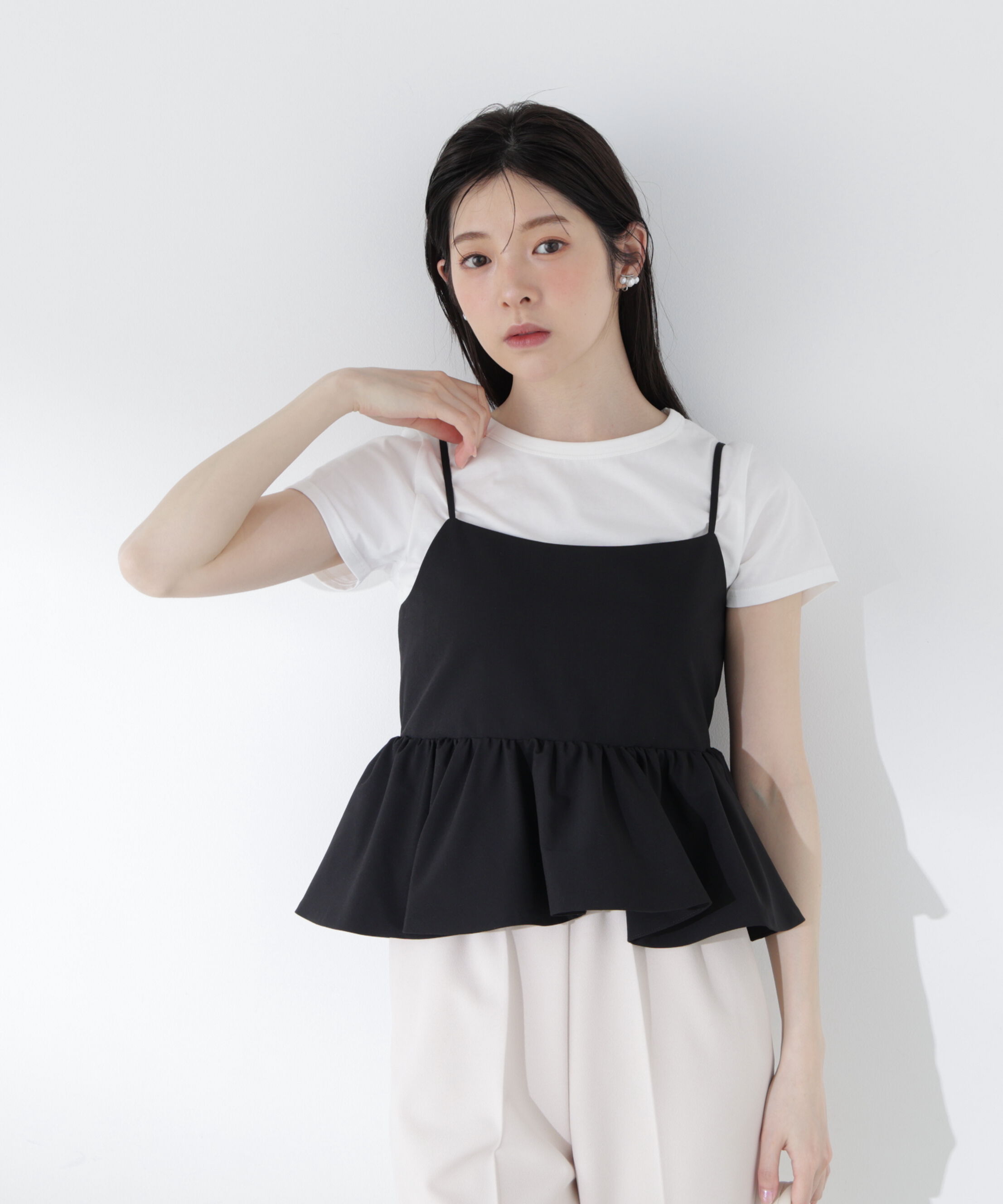 PROPORTION BODY DRESSING「〈a/mie〉ペプラムデザインキャミソール26SS」|シャツ・ブラウス|ブラック