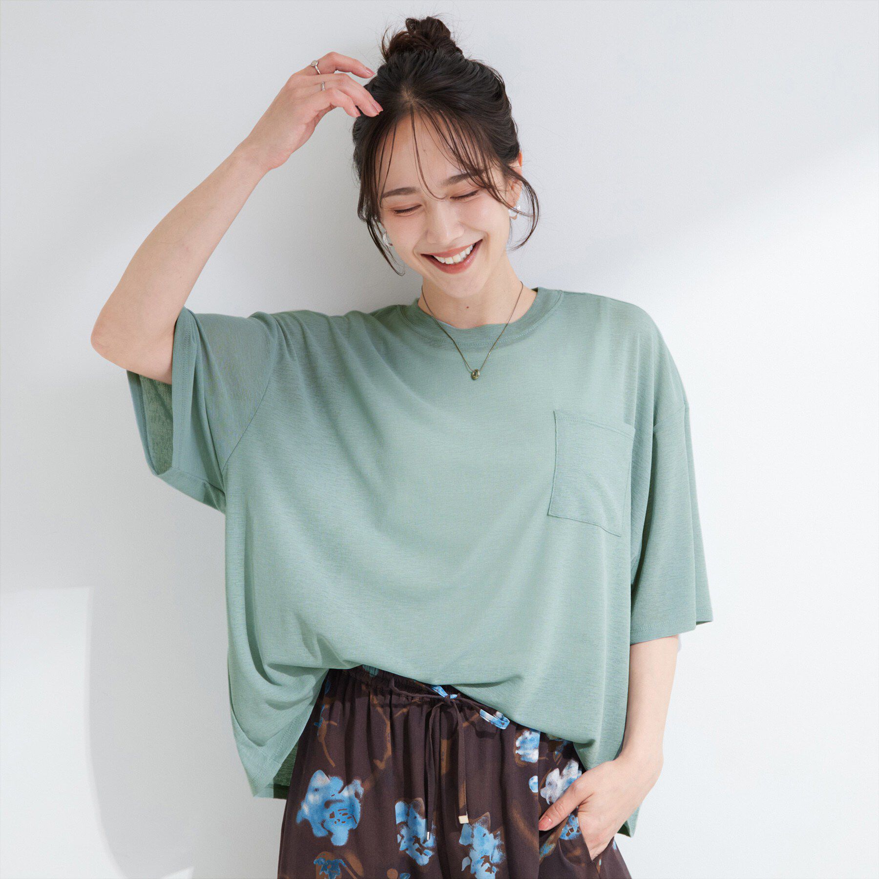SHOO･LA･RUE「【S-LL/洗濯機可/体型カバー】ゆるっとこなれる 大人のシアースラブTシャツ」|Tシャツ・カットソー|