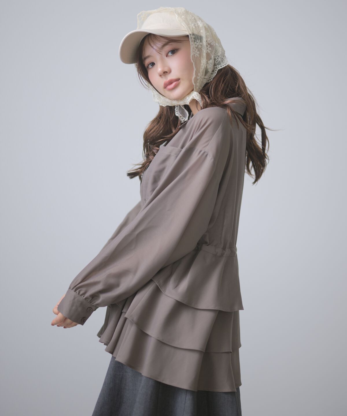 アンドクチュール「ウエストドロストペプラムシャツ」|シャツ・ブラウス|
