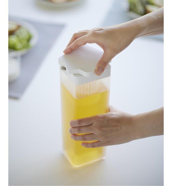 journal standard Furniture「《WEB限定予約》【tower/タワー】倒して置ける冷水筒 ティーバッグ入れ付き」|食器・キッチングッズ|