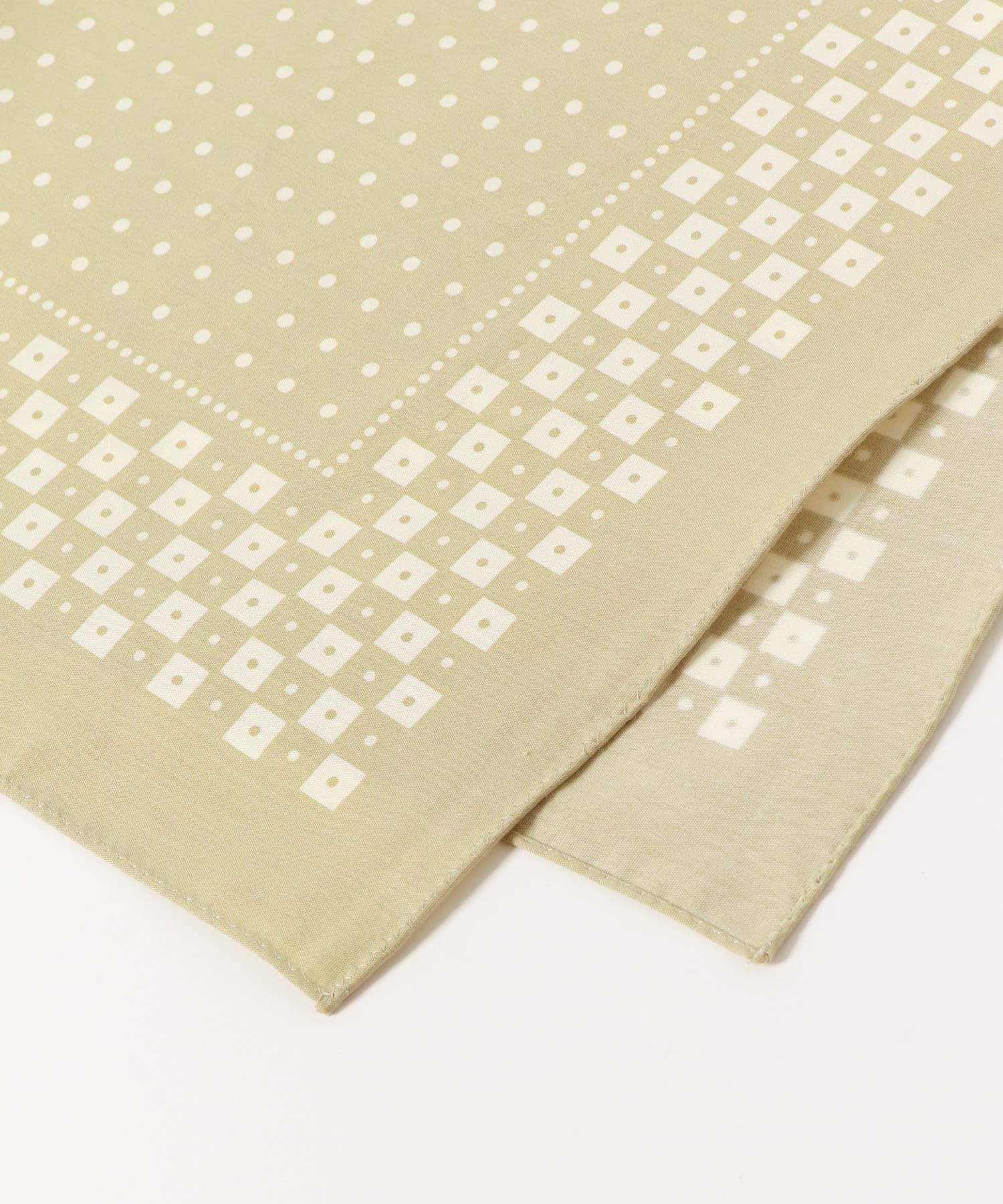 URBAN RESEARCH DOORS「LIFE STYLE TAILOR　コットンシルクドット柄ネッカチーフ」|ハンカチ|