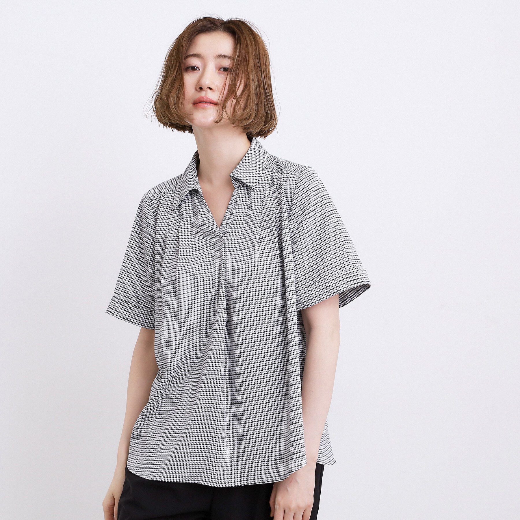grove「半袖になって再登場！【洗える】チャーム付きマルチWAYボウタイブラウス」|シャツ・ブラウス|