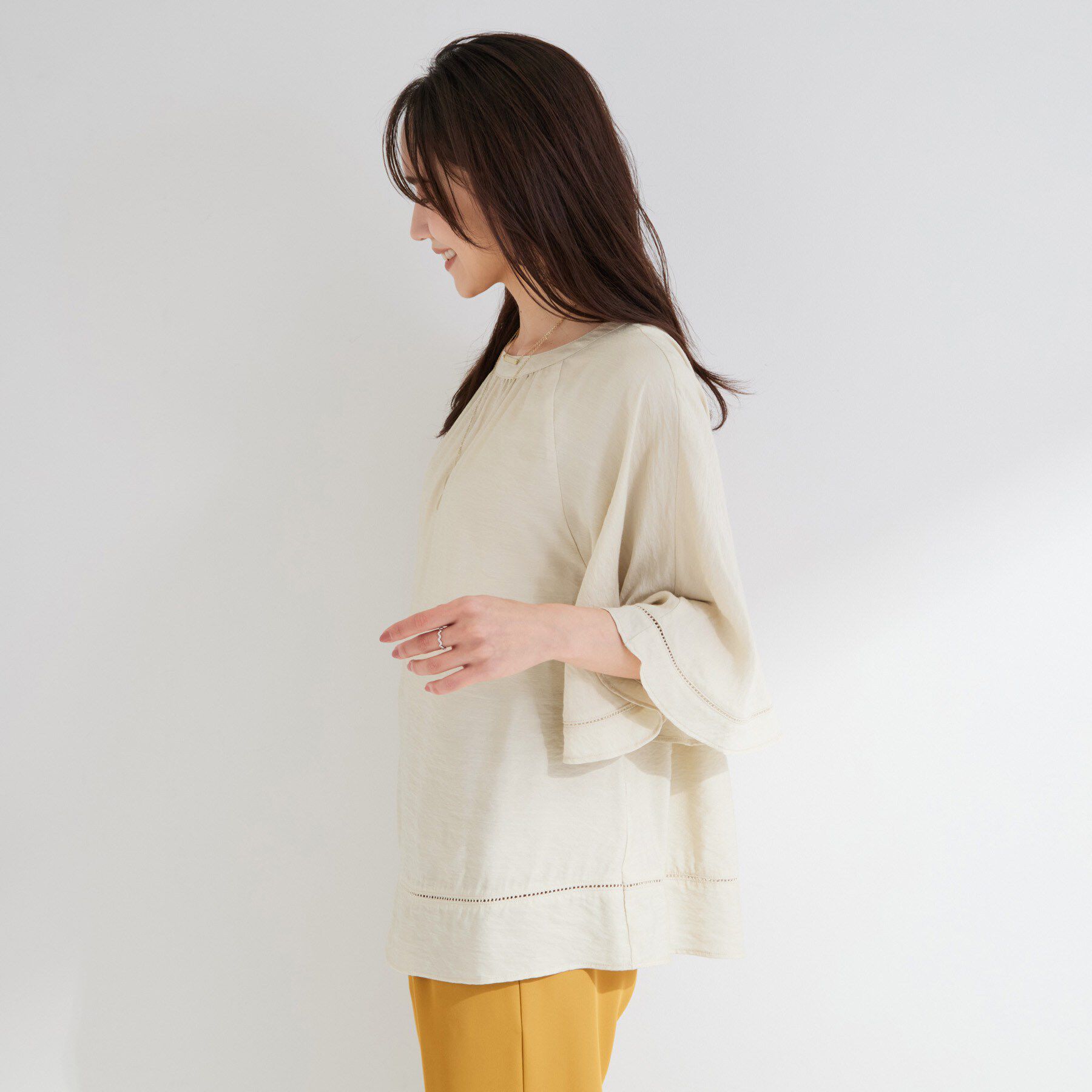 SHOO･LA･RUE「【ひんやり/S-LL/体型カバー】はしごレースが涼し気な スラブポンチョ風ブラウス」|シャツ・ブラウス|