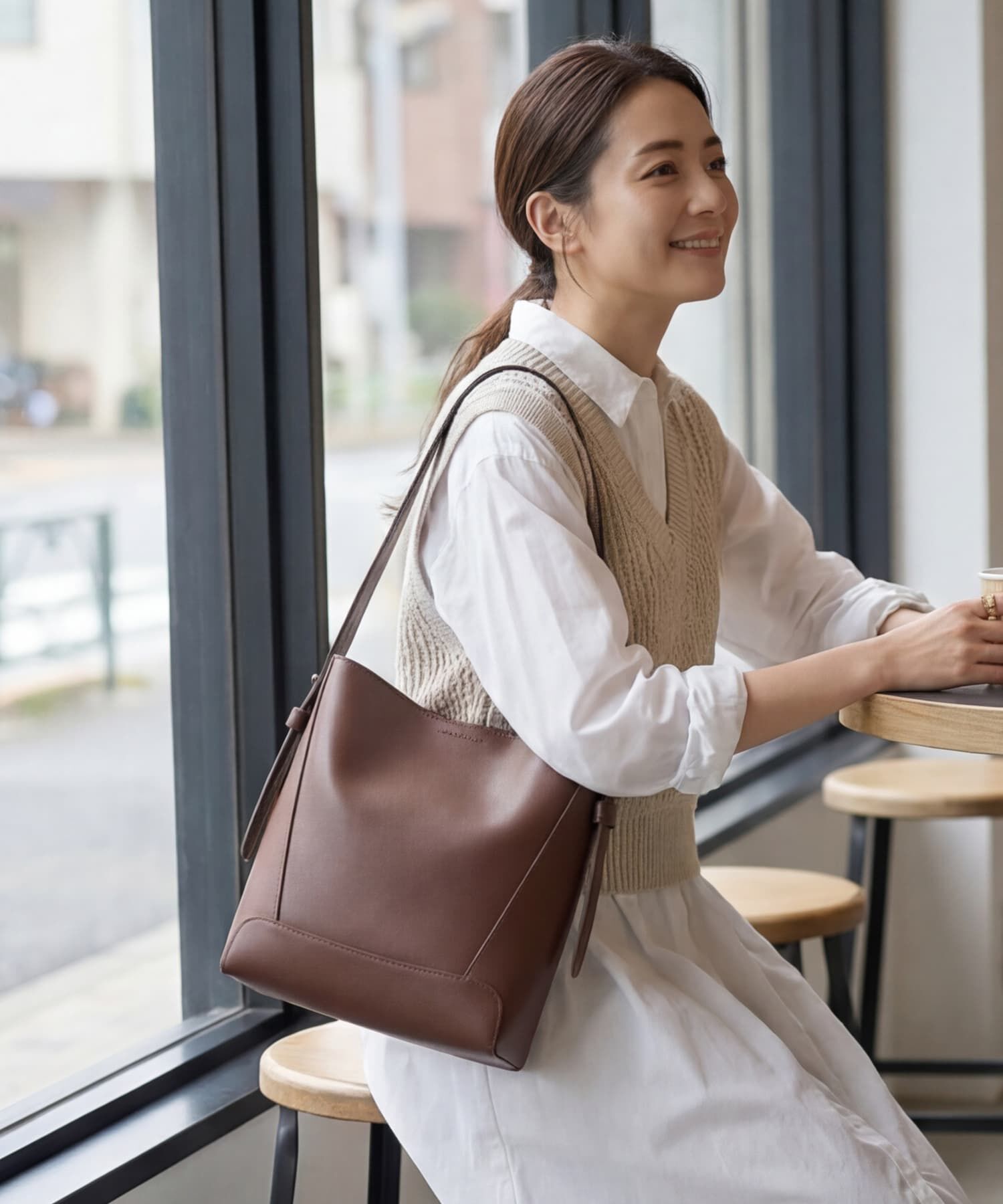 STYLE DELI「【DELI by】カーブフォルムリアルレザーショルダーバッグ」|ショルダー・メッセンジャー|