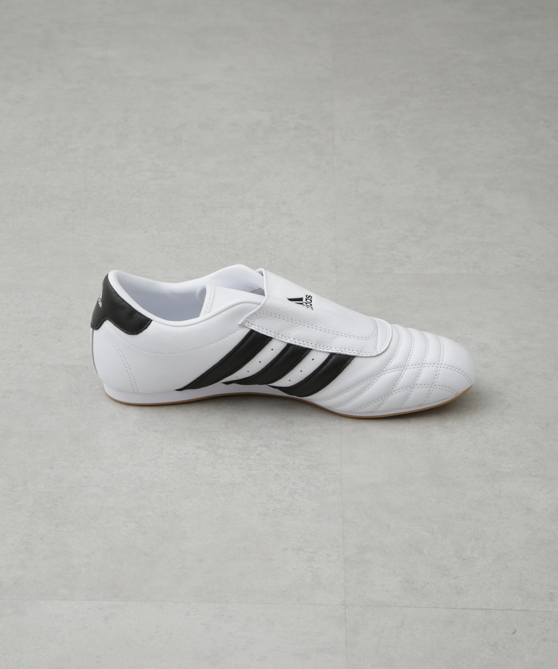 nano･universe「adidas/TAEKWONDO W」|スニーカー|