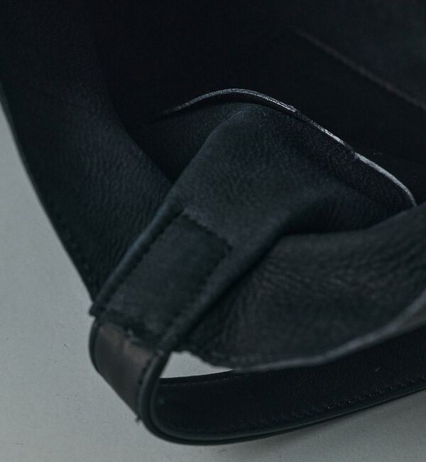 ABAHOUSE「【UNISEX】UNCONSTRUCTED SHEEP ONE HAND BAG」|ハンドバッグ|