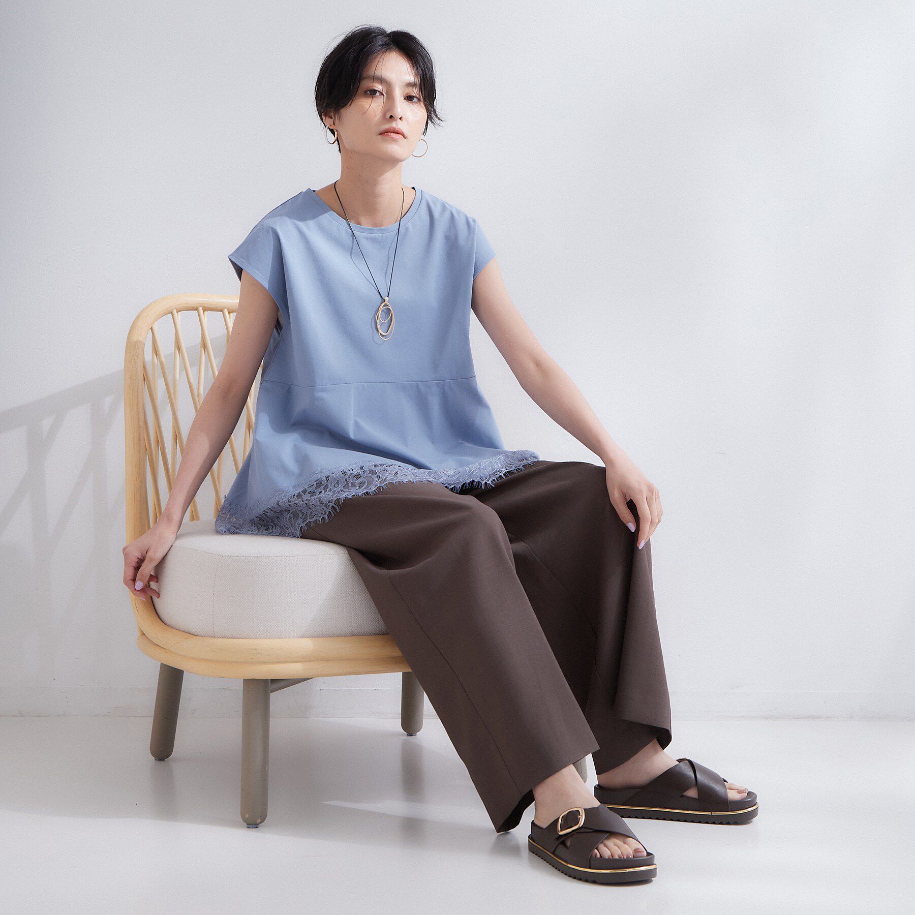 OPAQUE.CLIP「裾レースペプラムカットソー【洗濯機OK】」|Tシャツ・カットソー|