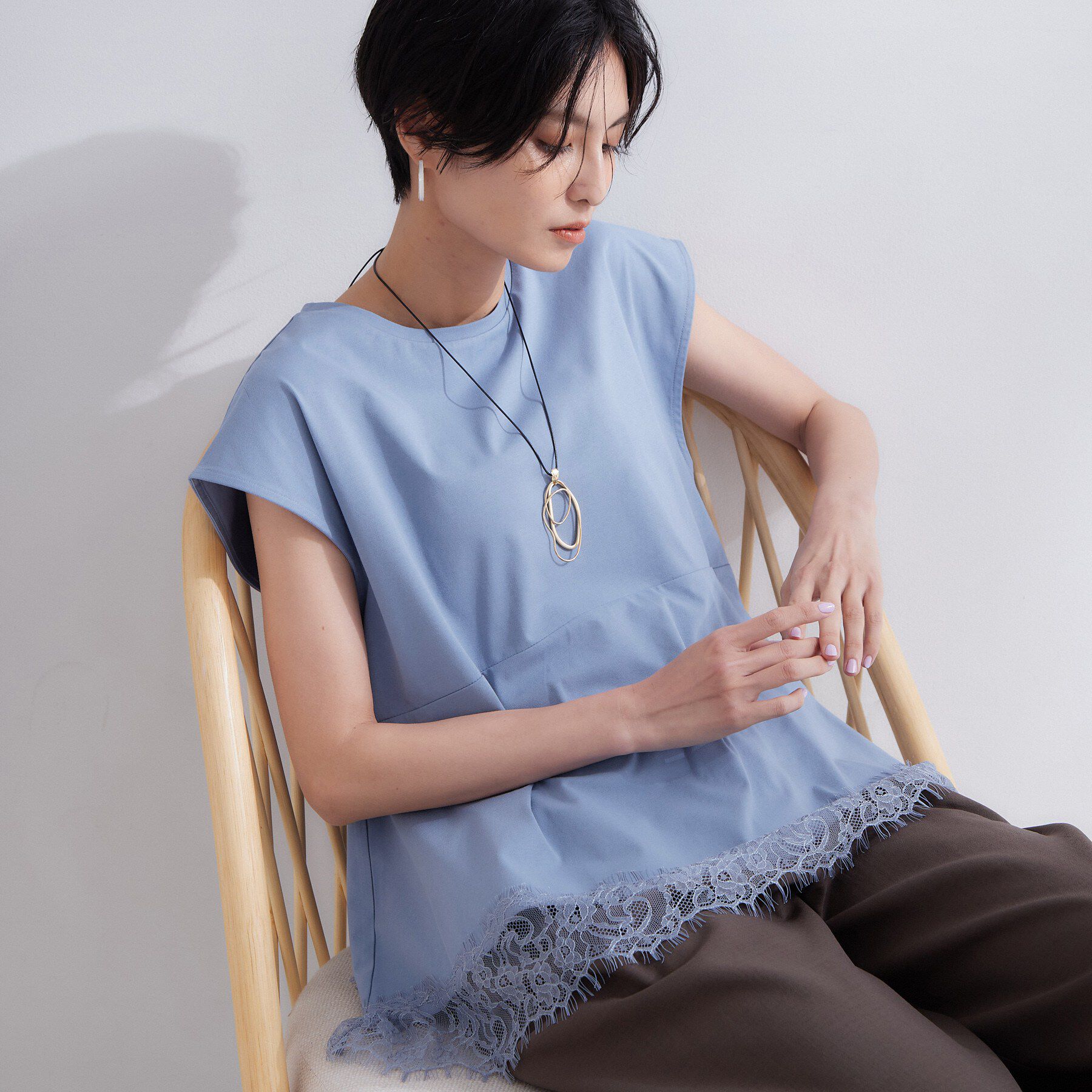 OPAQUE.CLIP「裾レースペプラムカットソー【洗濯機OK】」|Tシャツ・カットソー|ブルー(091)