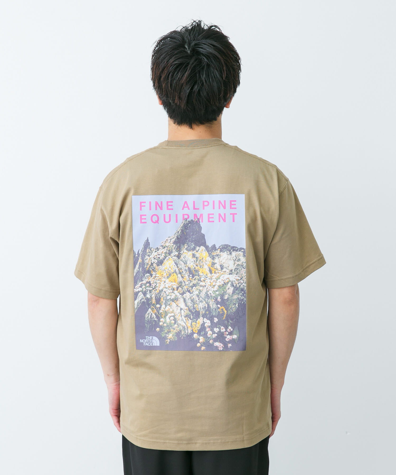 URBAN RESEARCH DOORS「THE NORTH FACE　SHORT-SLEEVE MOUNTAIN FLOWER T-SHIRTS」|Tシャツ・カットソー|
