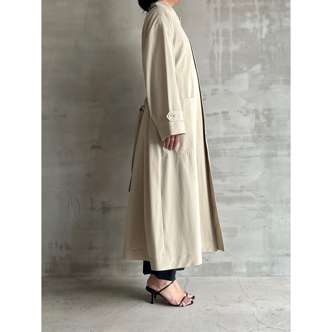 HELIOPOLE「HELIOPOLE ATHLEISURE SHEER CORT」|トレンチコート|