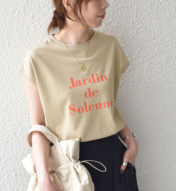 SHIPS Colors 「SHIPS Colors:〈接触冷感・UVカット・洗濯機可能〉フレンチスリーブ SOLENNE ロゴ TEE◇」|Tシャツ・カットソー|ベージュ
