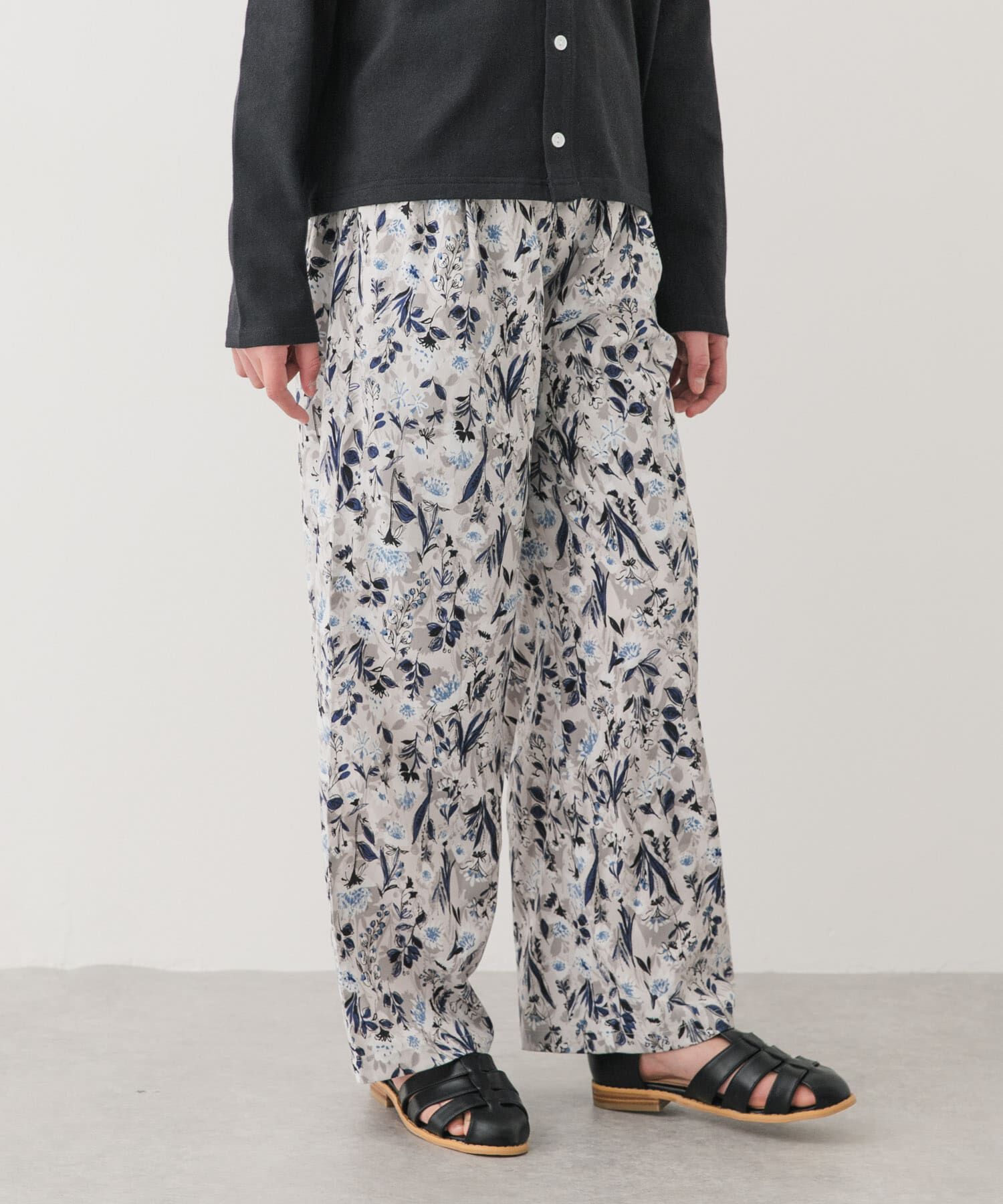URBAN RESEARCH DOORS「『150サイズ』『親子リンク』フラワープリントイージーパンツ(KIDS)」|その他|グレー系その他