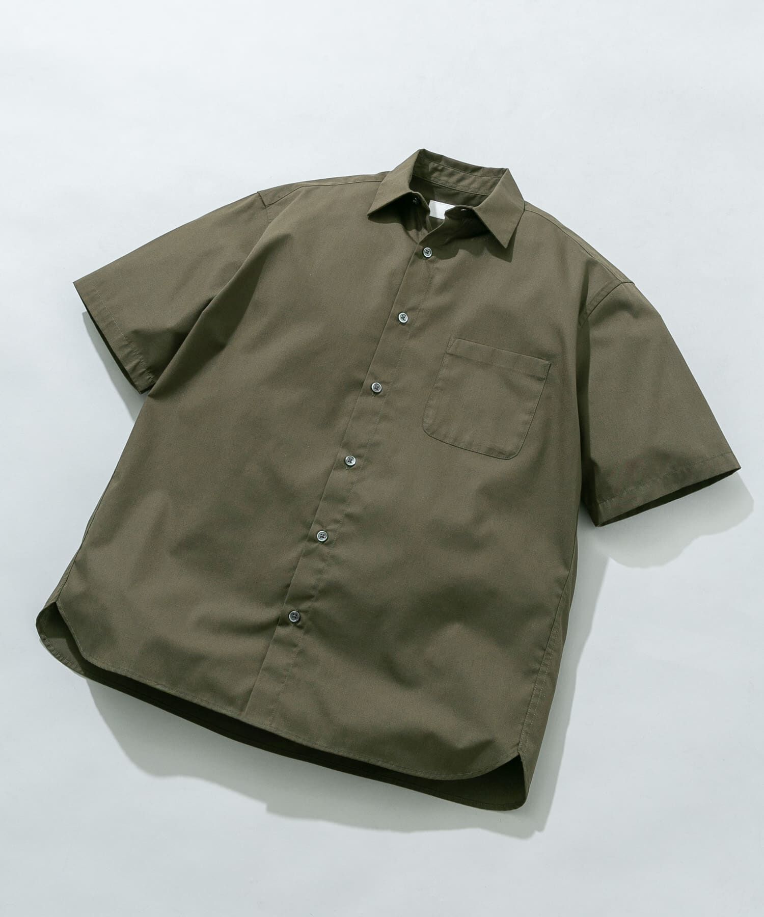 URBAN RESEARCH ROSSO「『XLサイズあり』『防シワ/防臭』アーバンリラックスブロード半袖シャツ」|シャツ・ブラウス|