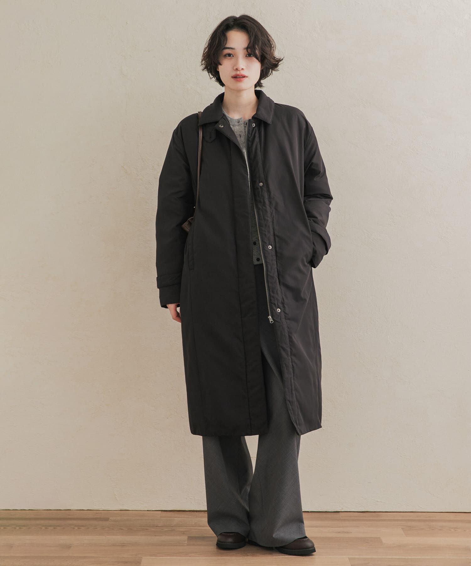 URBAN RESEARCH DOORS「ステッチレスライトダウンロングコート」|ノーカラーコート|