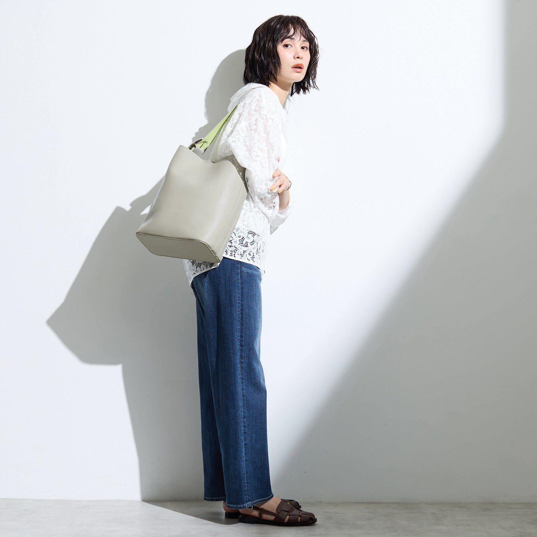 INDIVI「【A4対応／合皮】配色トートバッグ」|トートバッグ|