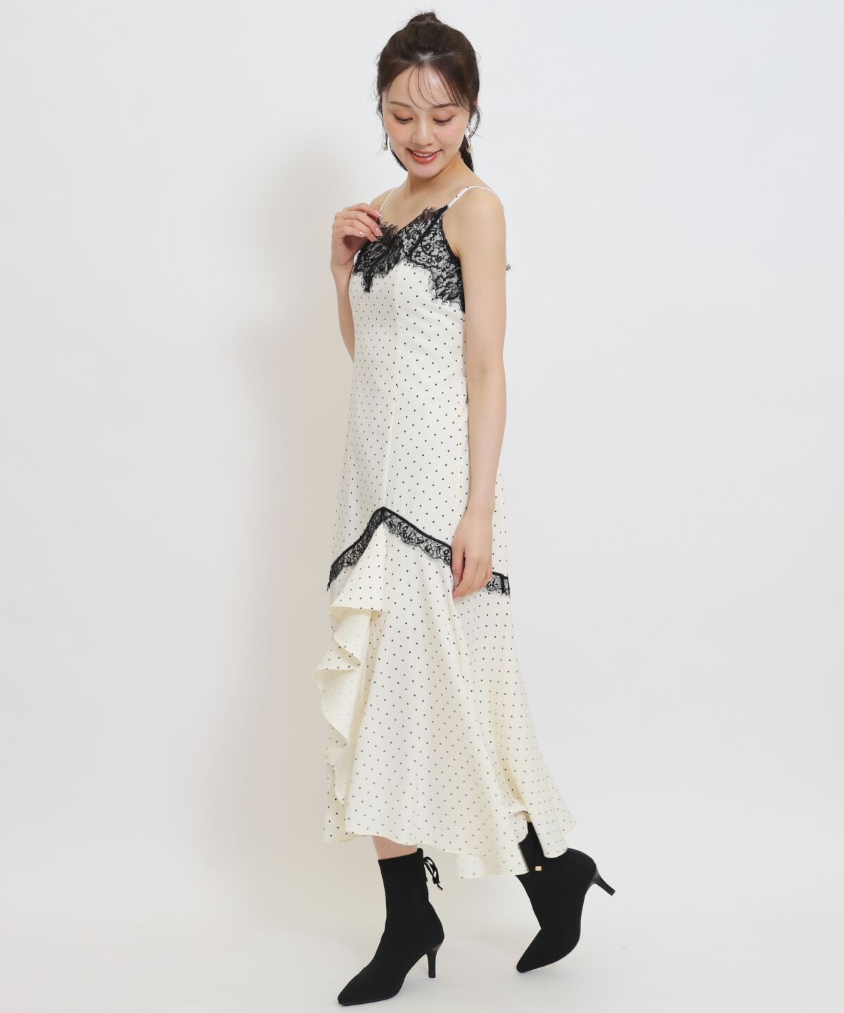 WILLSELECTION「レーストリムラッフルキャミワンピース」|ワンピース|