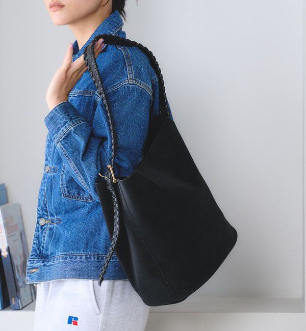 BEAUTY&YOUTH UNITED ARROWS「レザーライク カガリハンドル ショルダーバッグ」|ショルダー・メッセンジャー|BLACK