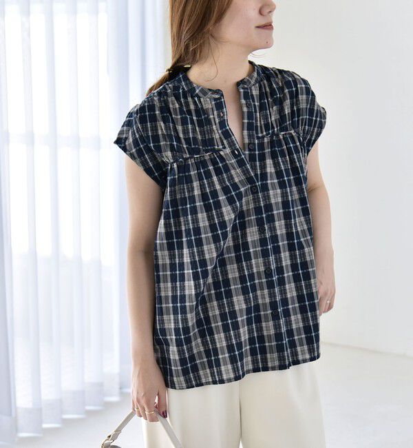 quaranciel「quaranciel:〈手洗い可能〉チェック ギャザー バンドカラー フレンチ シャツ」|シャツ・ブラウス|