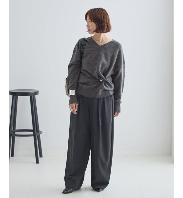 journal standard L'essage「《予約》パールブローチ Vネックプルオーバー」|ニット・セーター|