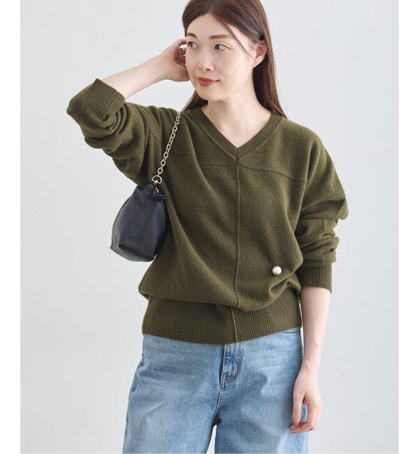journal standard L'essage「《予約》パールブローチ Vネックプルオーバー」|ニット・セーター|
