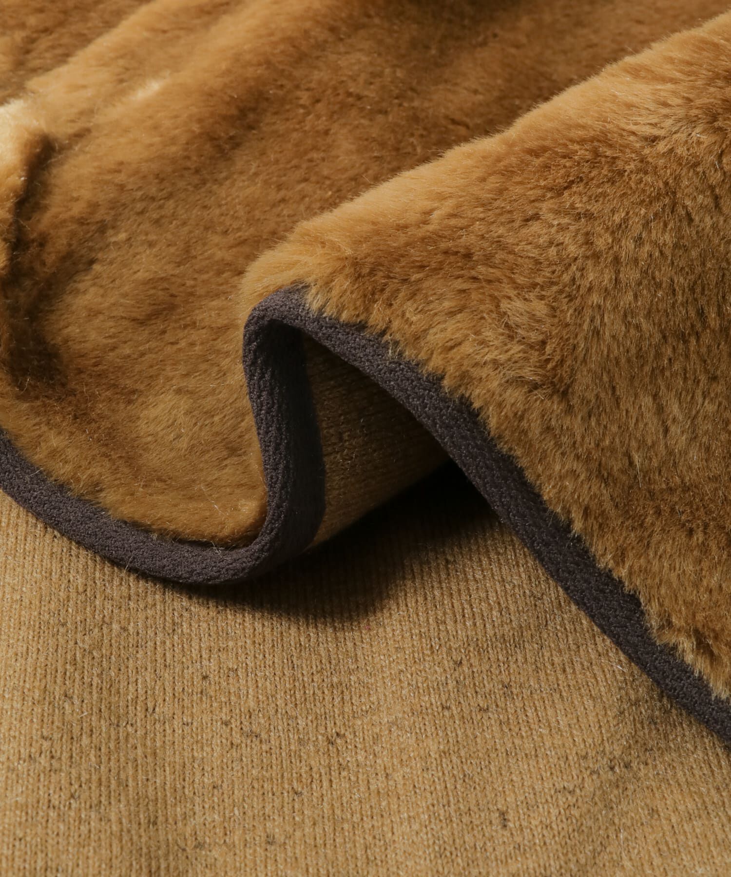 URBAN RESEARCH DOORS「Barbour　fur liner」|ノーカラーコート|