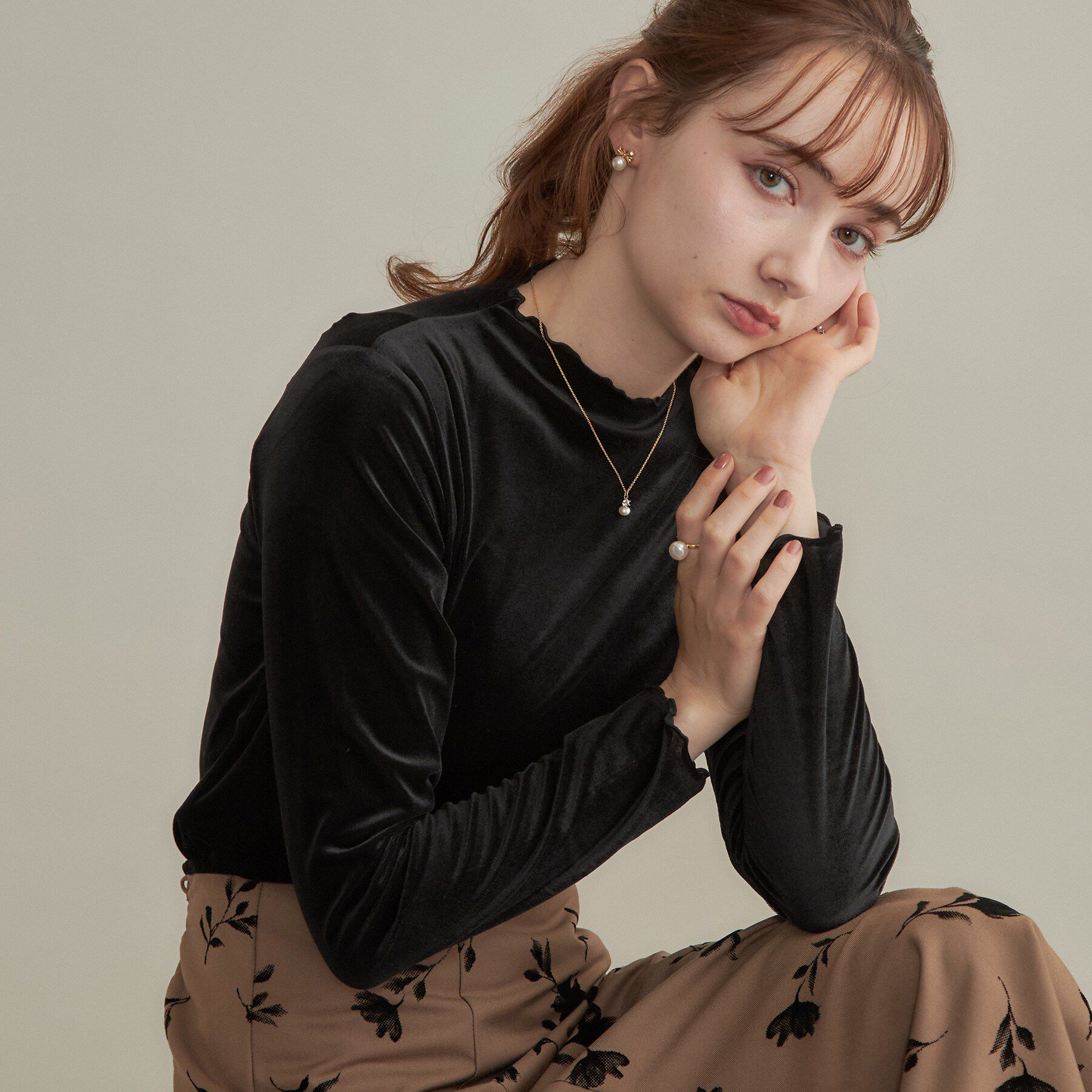 Couture broach「【上品な透け感・洗濯機可】シアーベロアトップス」|Tシャツ・カットソー|ブラック(019)
