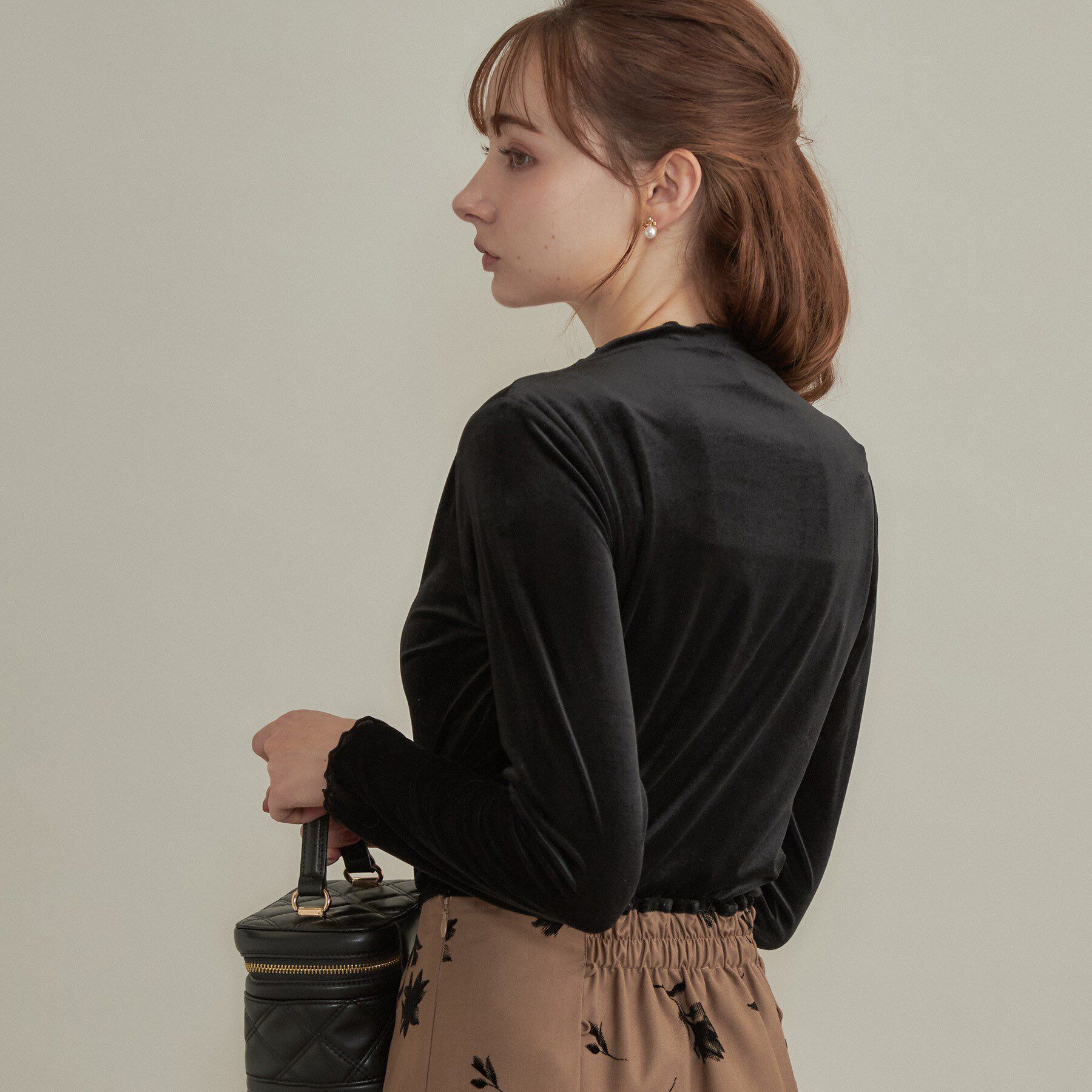 Couture broach「【上品な透け感・洗濯機可】シアーベロアトップス」|Tシャツ・カットソー|