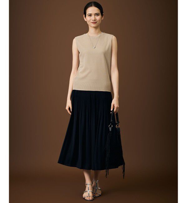 自由区「【カタログ掲載・人気素材・NEWアイテム・アンサンブル対応】ファンクショナルノースリーブ カットソー」|Tシャツ・カットソー|