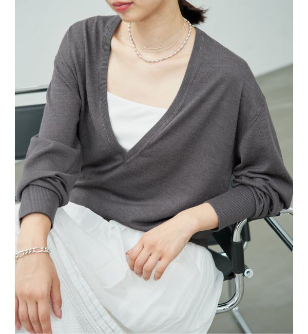 IENA「《予約》ウォッシャブルウールシルク Vネックプルオーバー」|ニット・セーター|