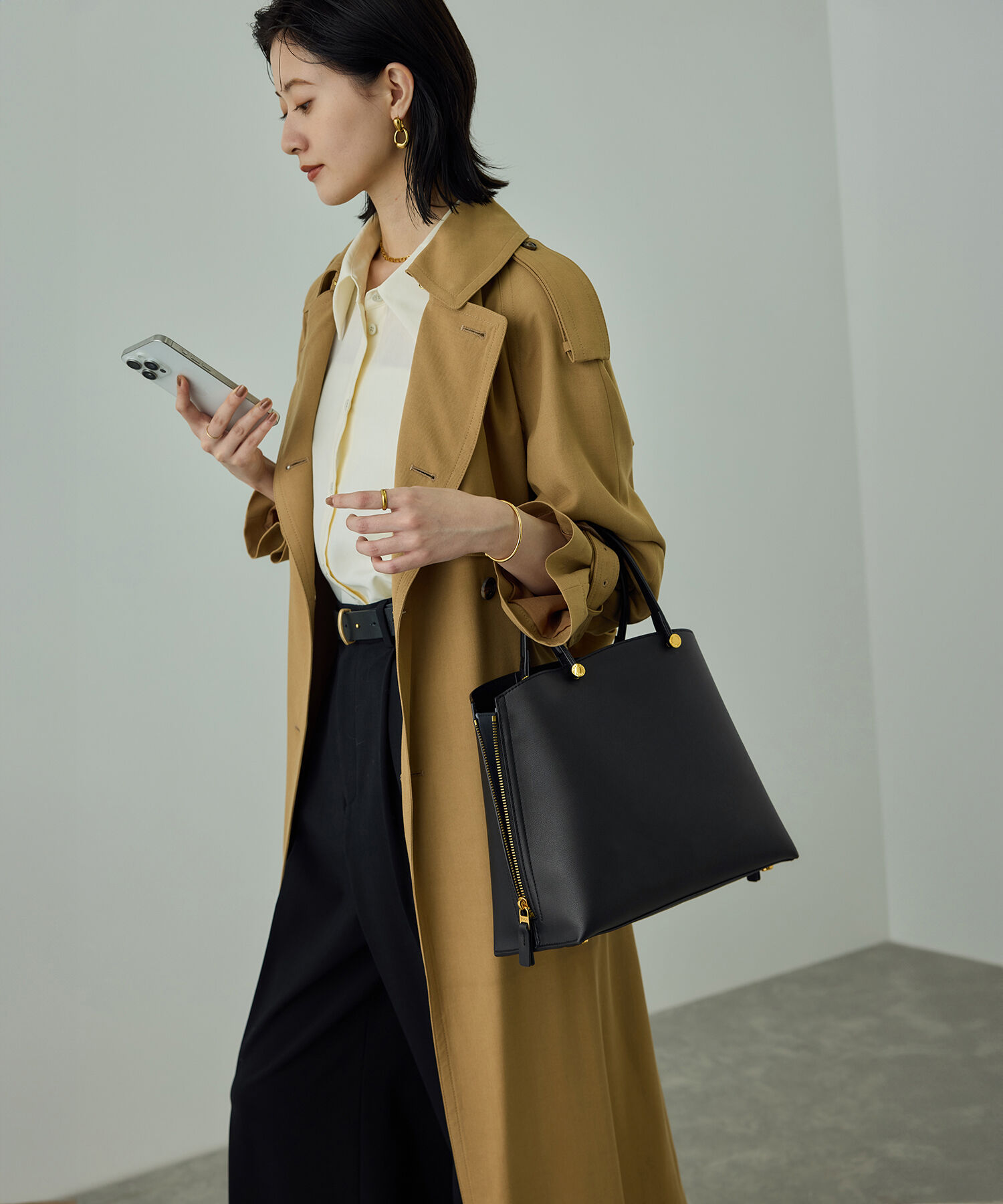 ROPE「【E'POR】Y BAG Medium【軽量】【25AW】」|ショルダー・メッセンジャー|ブラック(01)