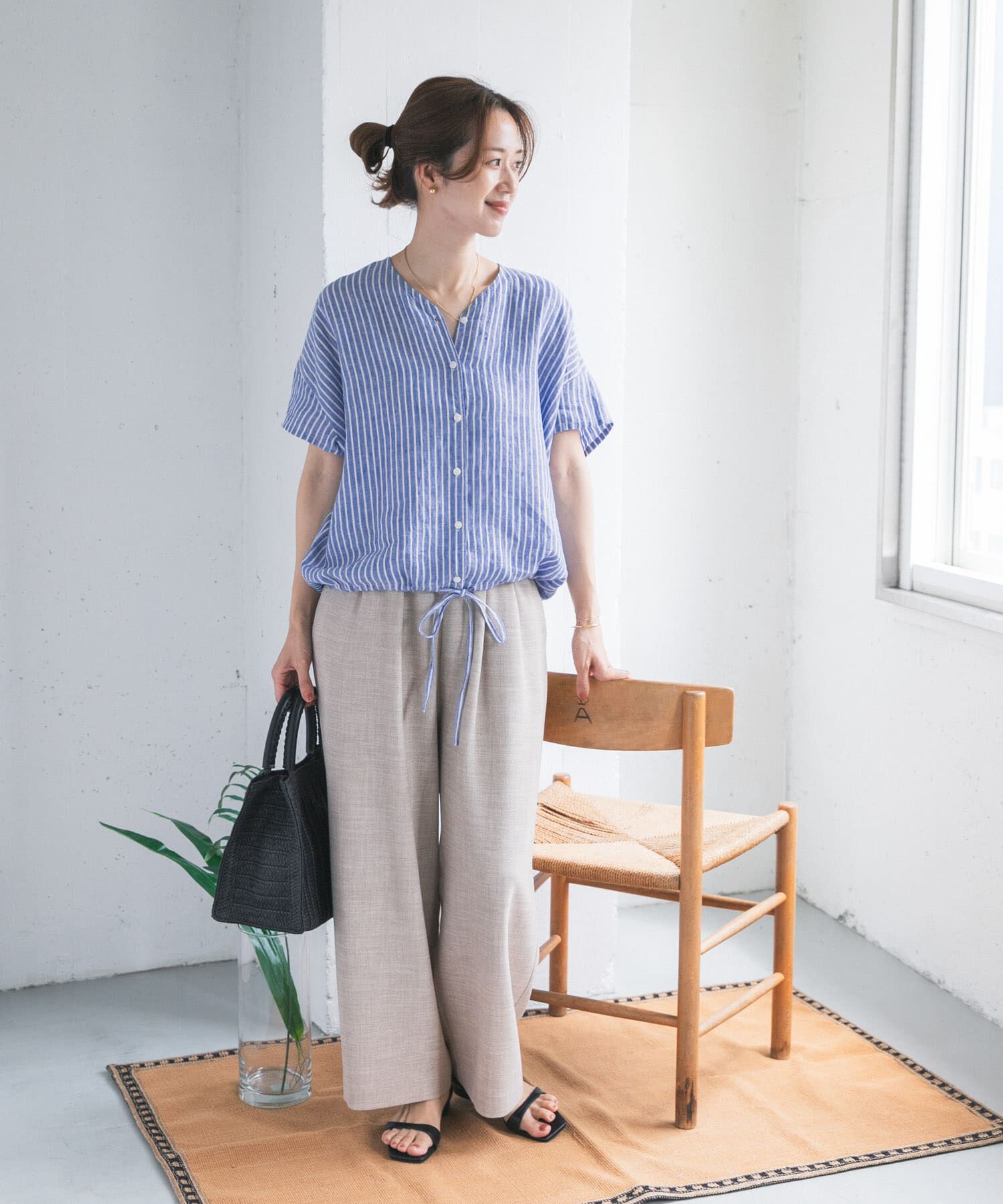 URBAN RESEARCH DOORS「リネンフレンチスリーブドロストブラウス」|シャツ・ブラウス|