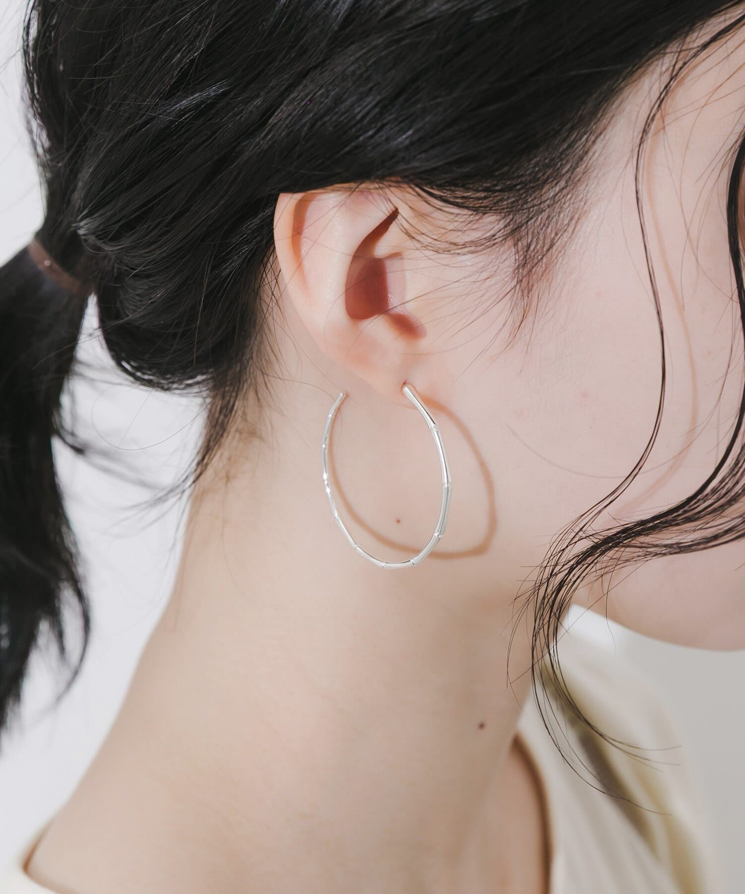 SMELLY「メタルバンブーナローフープピアス」|ピアス|
