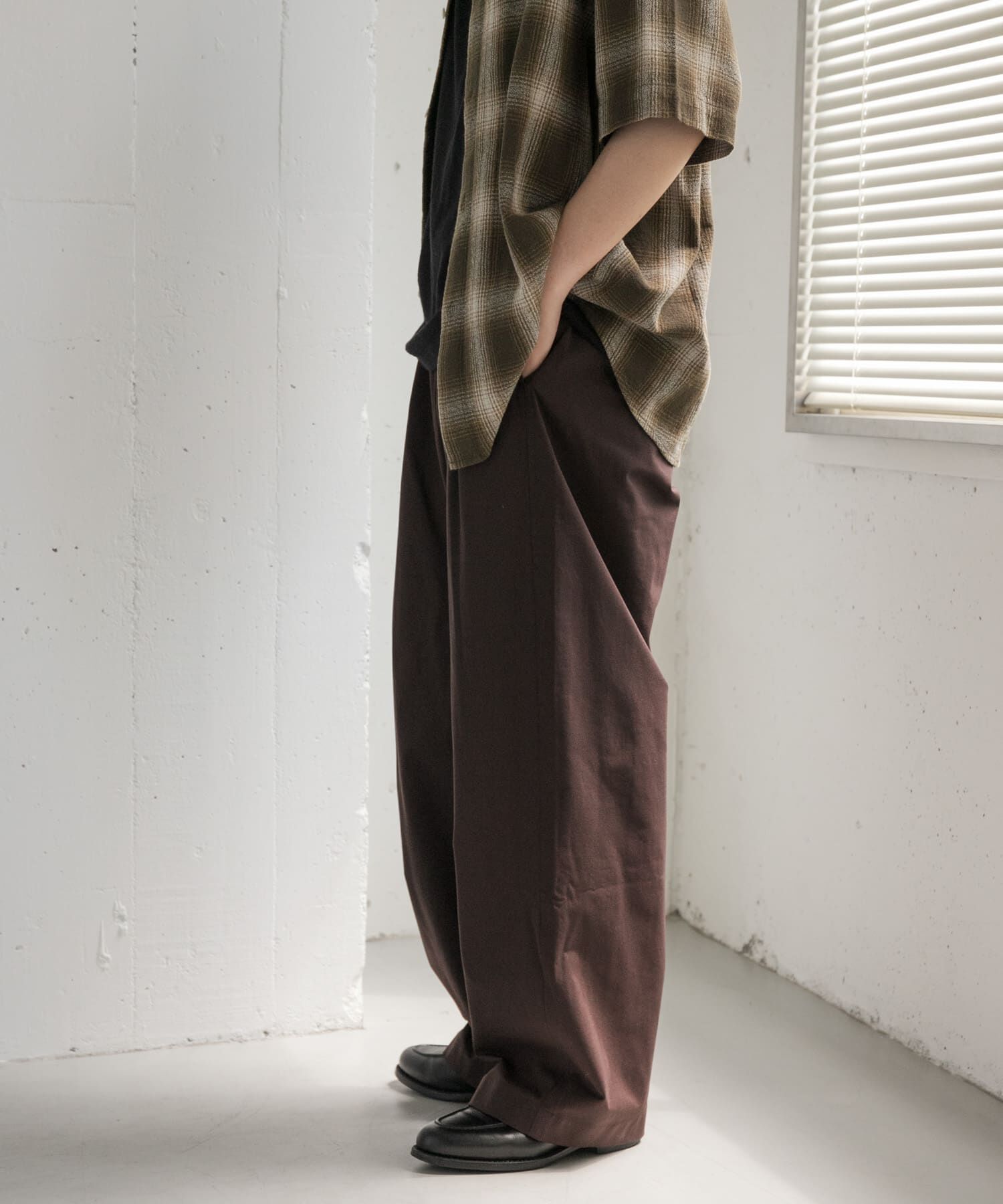 URBAN RESEARCH DOORS「FORK&SPOON　4WAYストレッチツータックパンツ」|その他|
