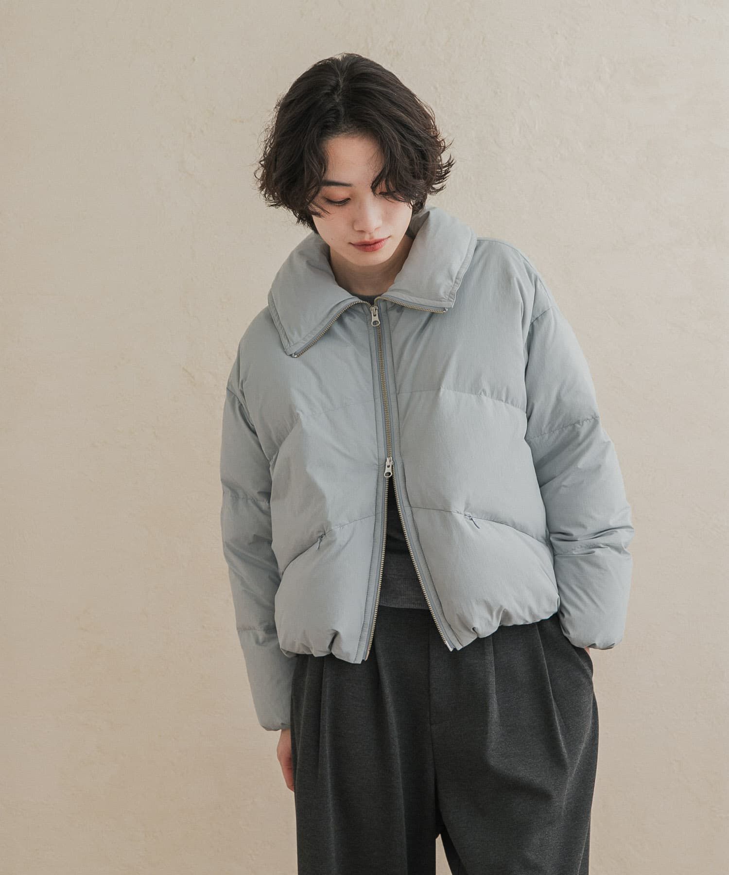 URBAN RESEARCH DOORS「『一部WEB限定カラー』グリーンダウン撥水ZIPショートブルゾン」|ブルゾン・スタジャン|