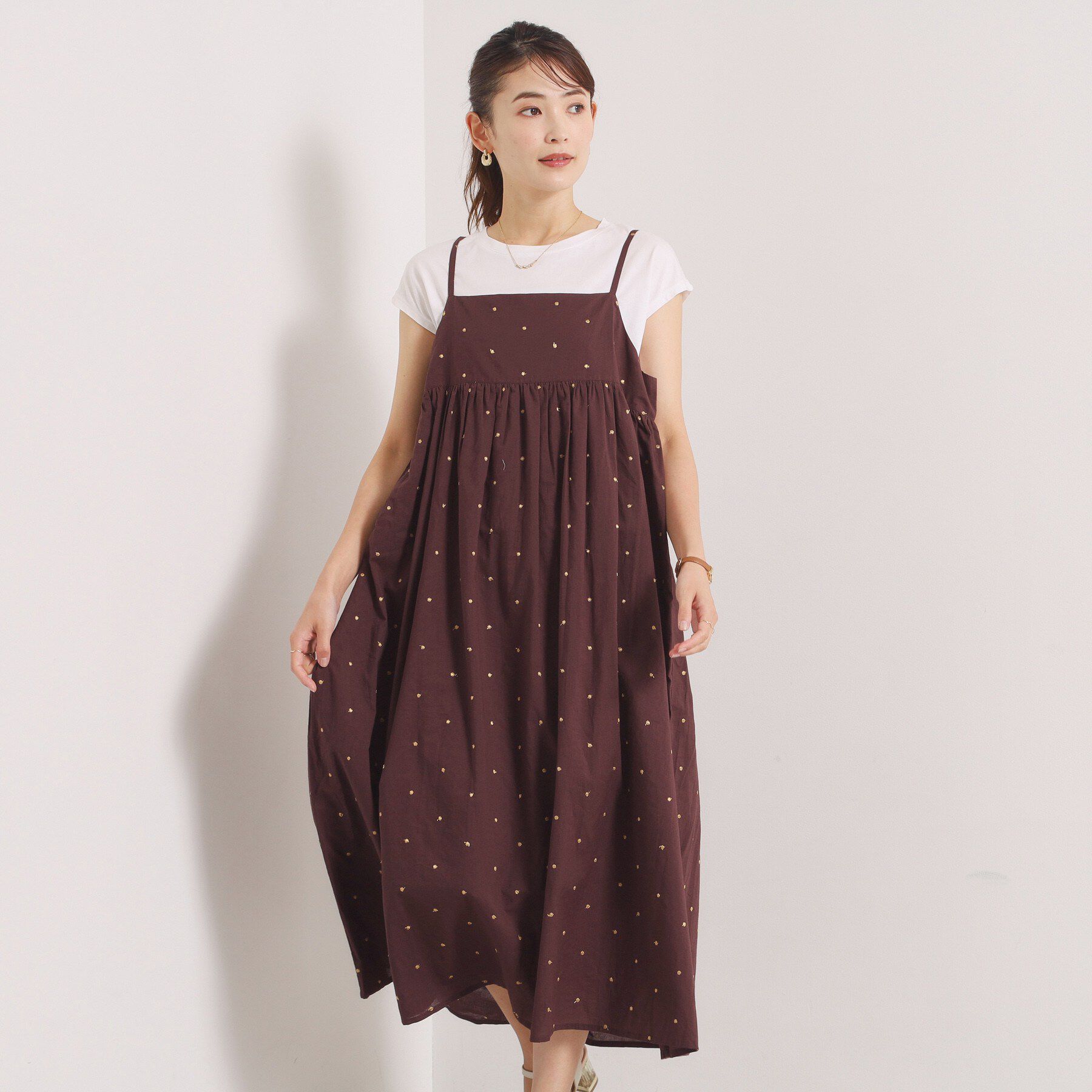 ITS&rsquo;DEMO「ラメドット刺繍キャミワンピース」|ワンピース|ブラウン(044)