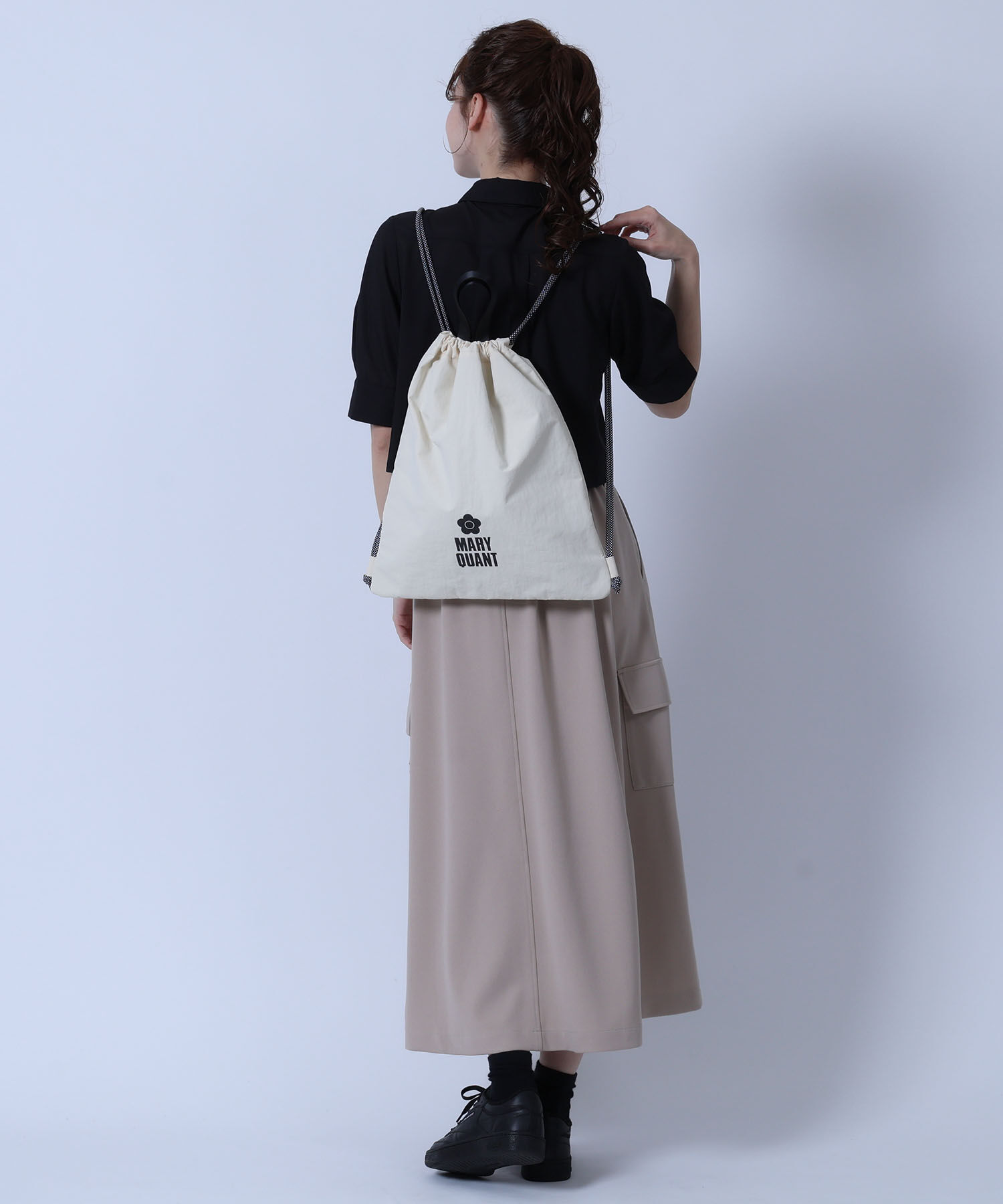 MARY QUANT「ロゴプリント ナップサック」|リュック|