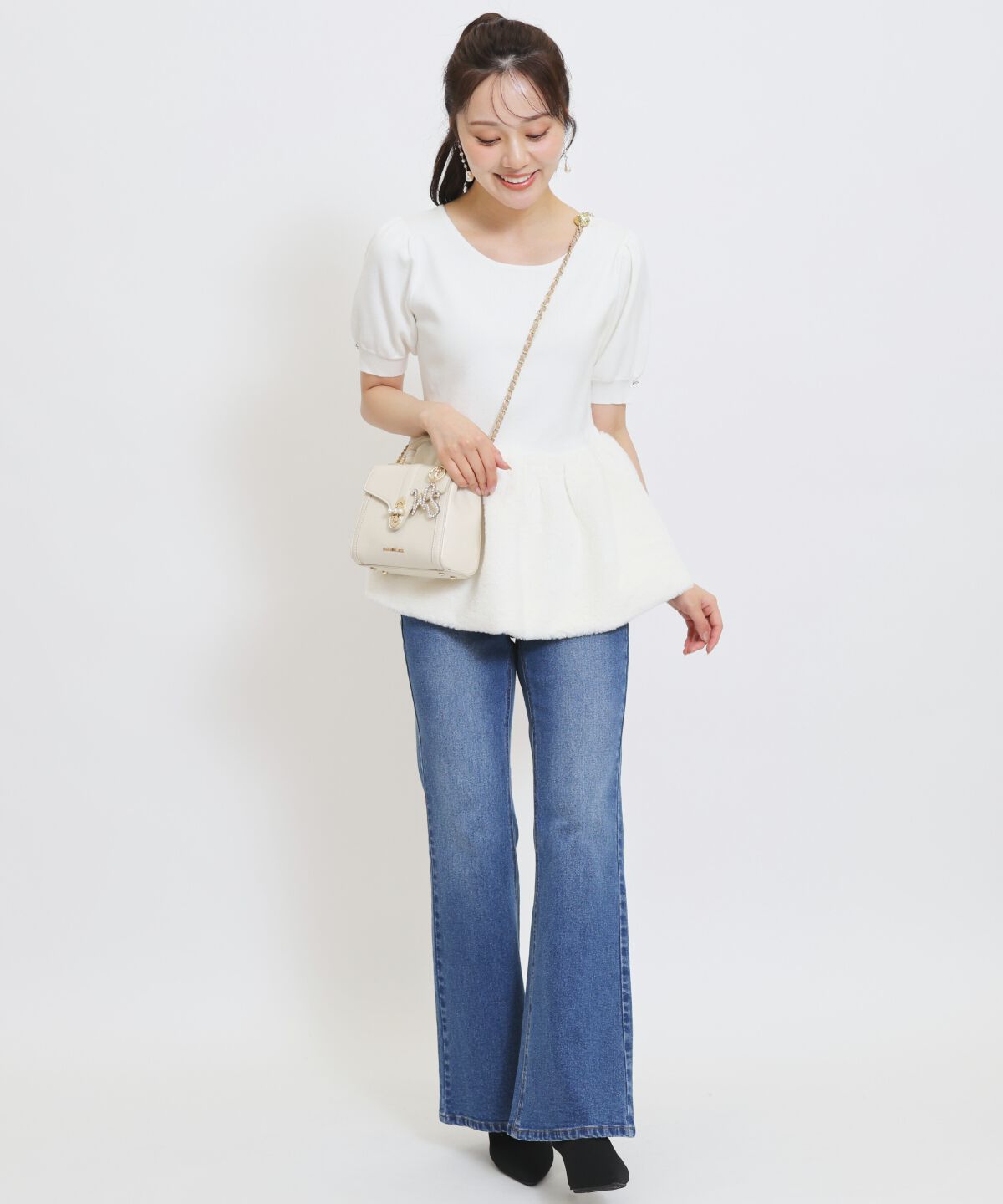 WILLSELECTION「美脚ロゴ刺繍セミフレアデニムパンツ」|デニム|