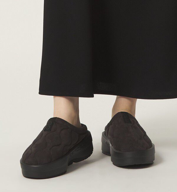 ODETTE E ODILE「＜OOFOS＞Oocoozie Posh Mule」|サンダル|