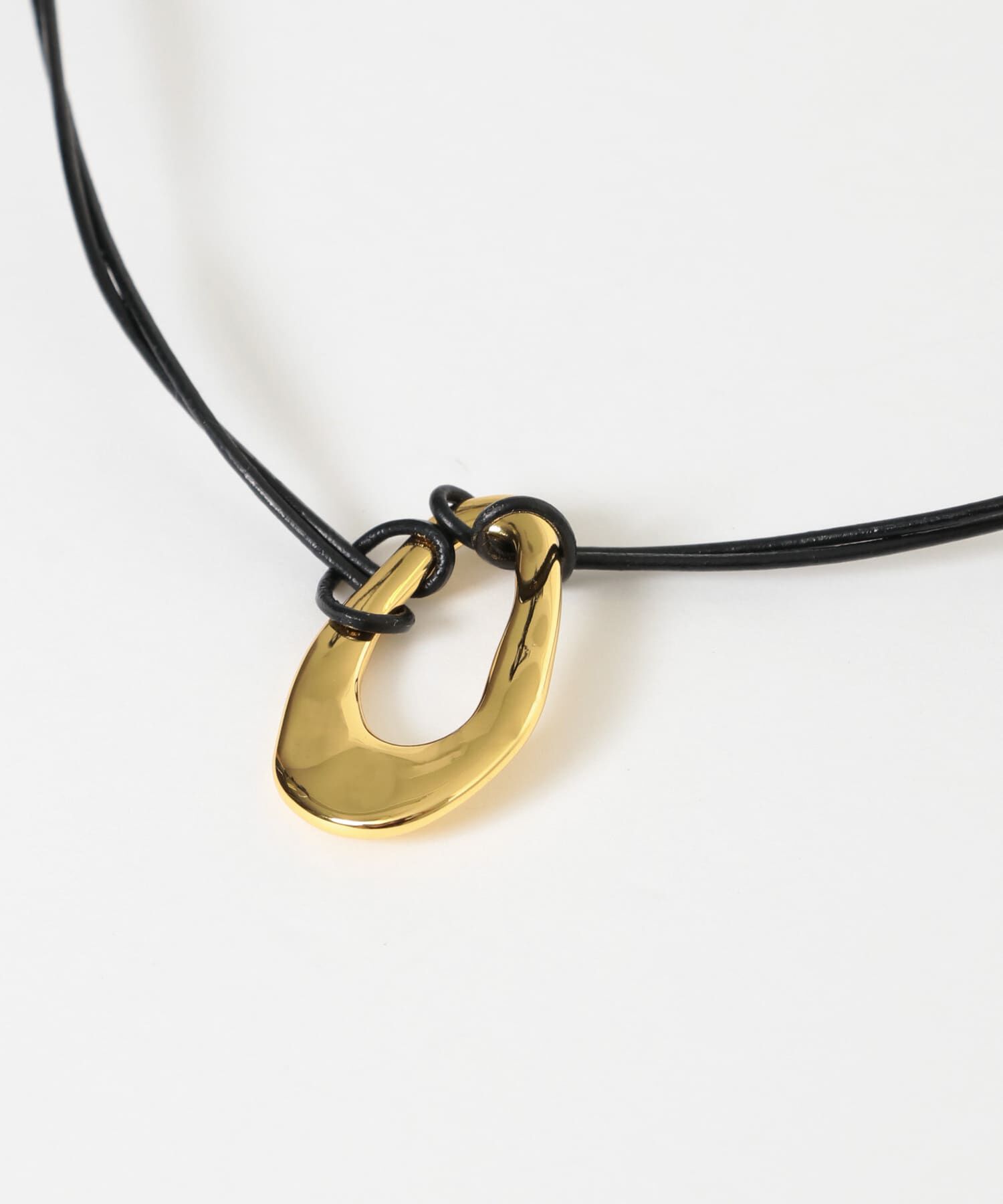 SMELLY「SMELLY so&rsquo;　oval plate cord necklace」|ネックレス|